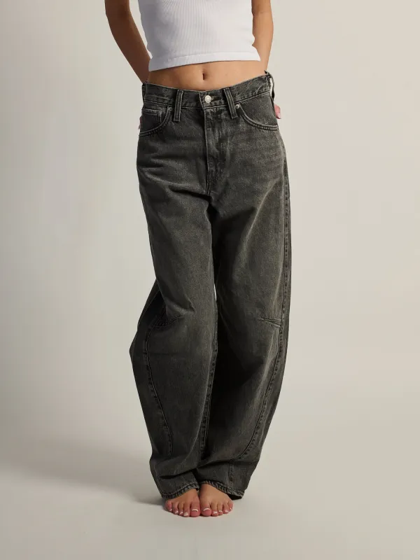 LEVIS CINCH BARREL - PAST LIVES made by Levi's