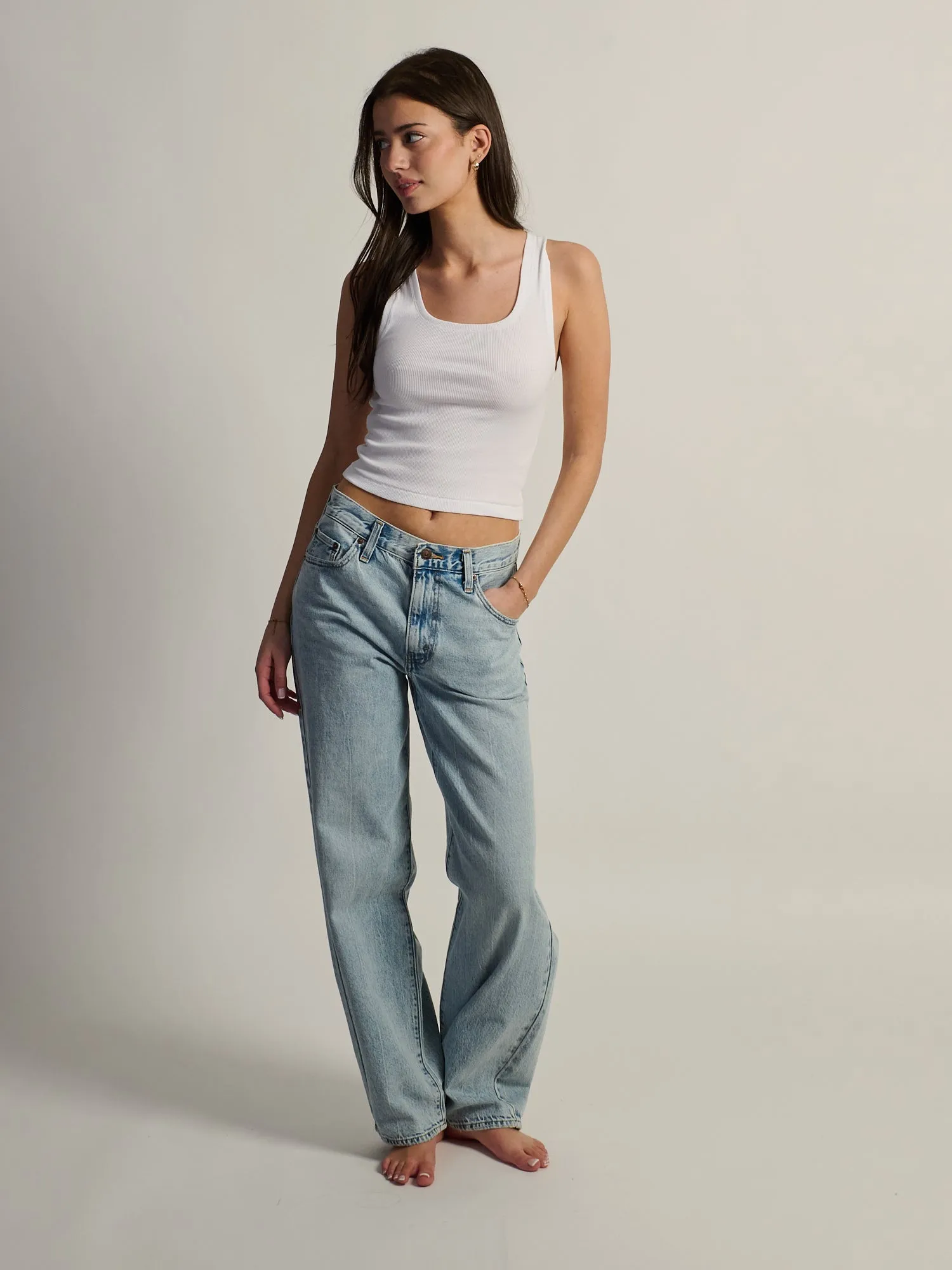 LEVIS BAGGY DAD JEAN - FAN FLARE sold by Boathouse product image thumbnail 2