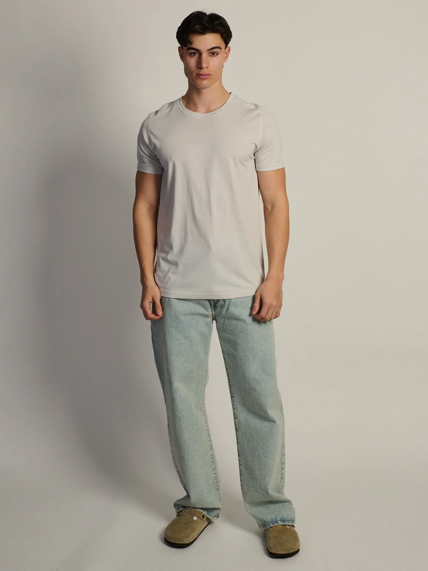 VICTOR CREWNECK TEE - LIGHT GRAY sold by Boathouse product image thumbnail 2