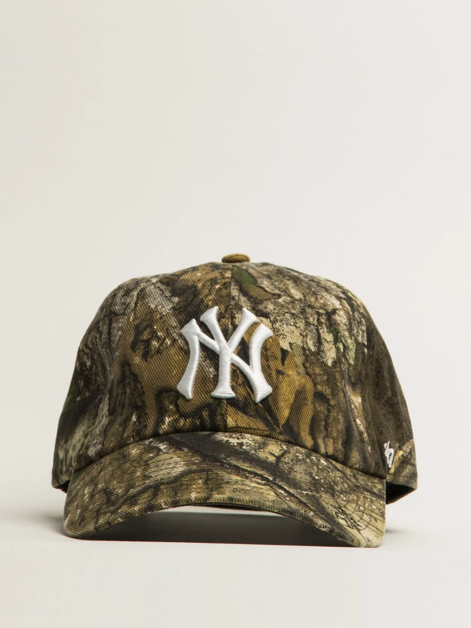 47 REAL TREE CLEANUP YANKEES sold by Boathouse product image thumbnail 2