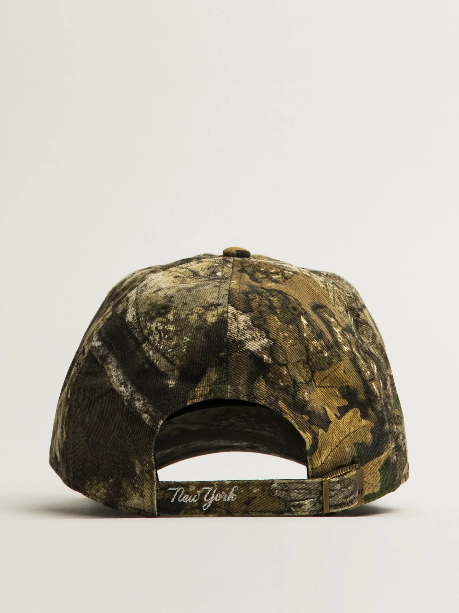 47 REAL TREE CLEANUP YANKEES sold by Boathouse product image thumbnail 3