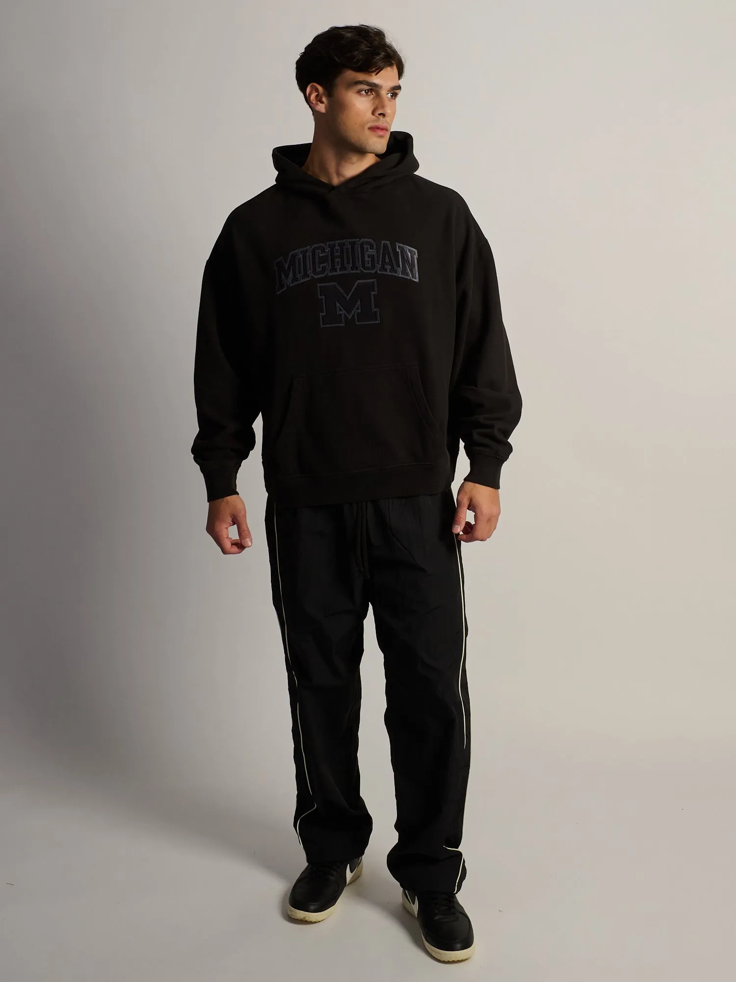 MICHIGAN TONAL PULLOVER HOODIE - NOIR sold by Boathouse product image thumbnail 2