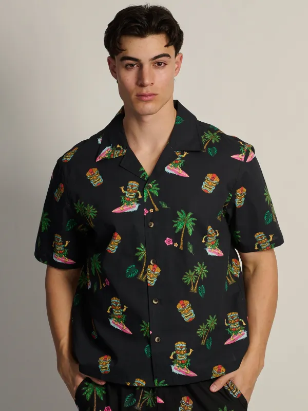 KOLBY TIKI S/C WOVEN SHIRT - BLACK made by Kolby