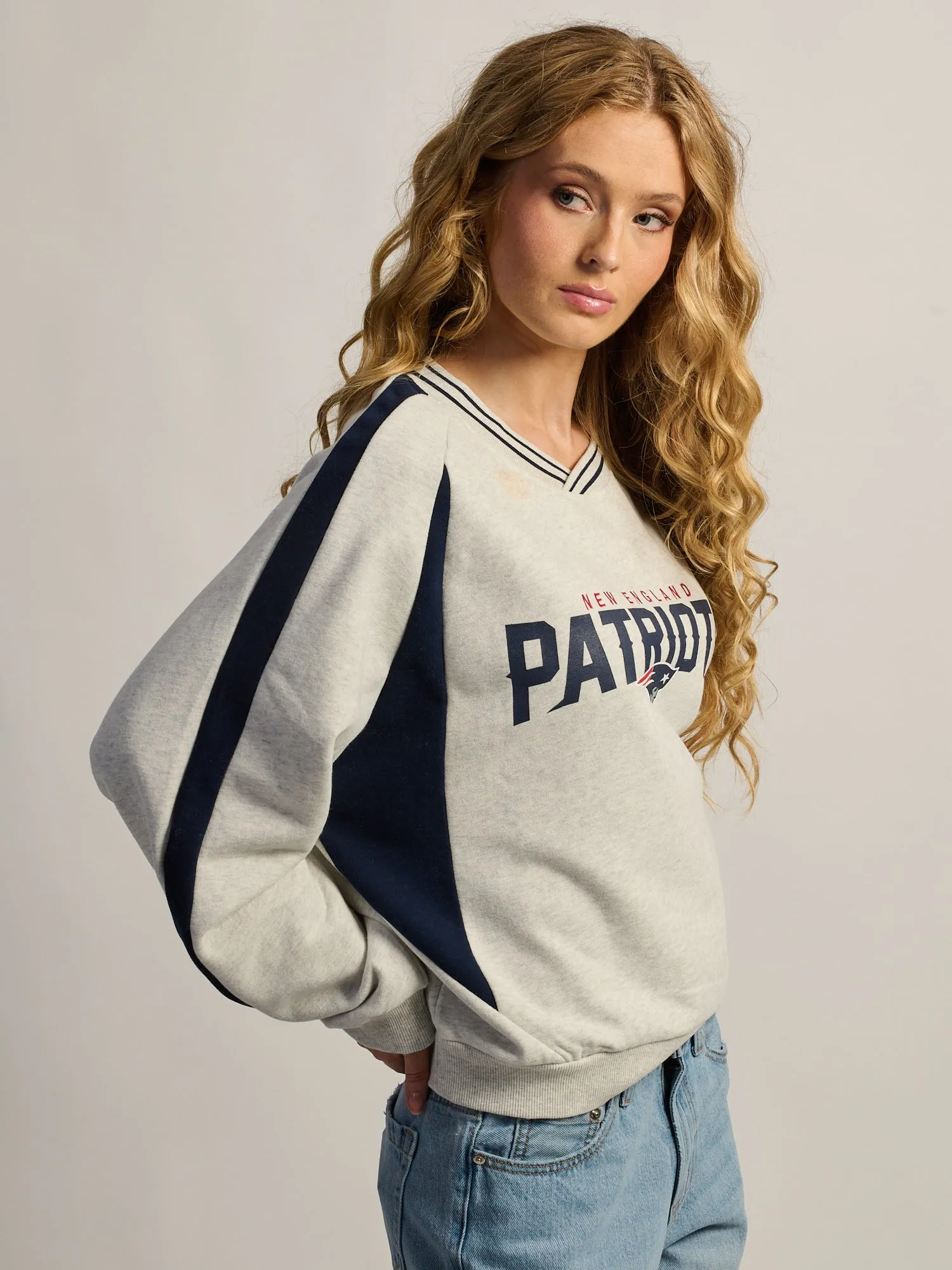 NFL NEW ENGLAND PATRIOTS V CREWNECK sold by Boathouse product image thumbnail 3