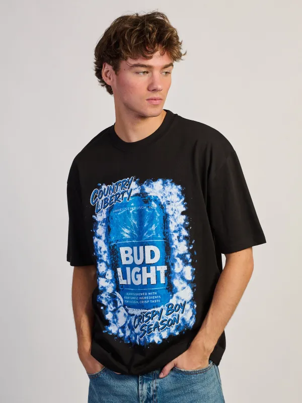 COUNTRY LIBERTY BUD LIGHT CRISPY BOY CANS TEE made by Boathouse