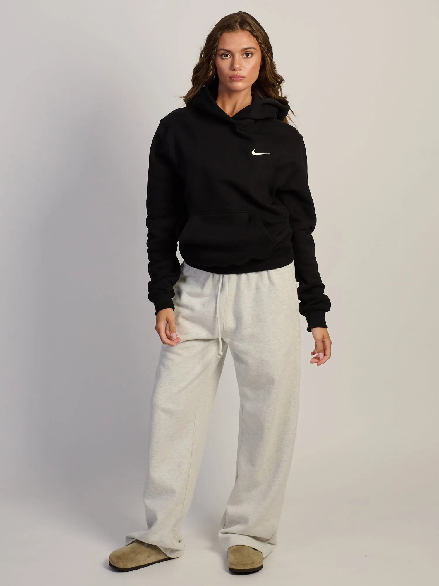 NIKE WMNS PULLOVER HOODIE sold by Boathouse product image thumbnail 2