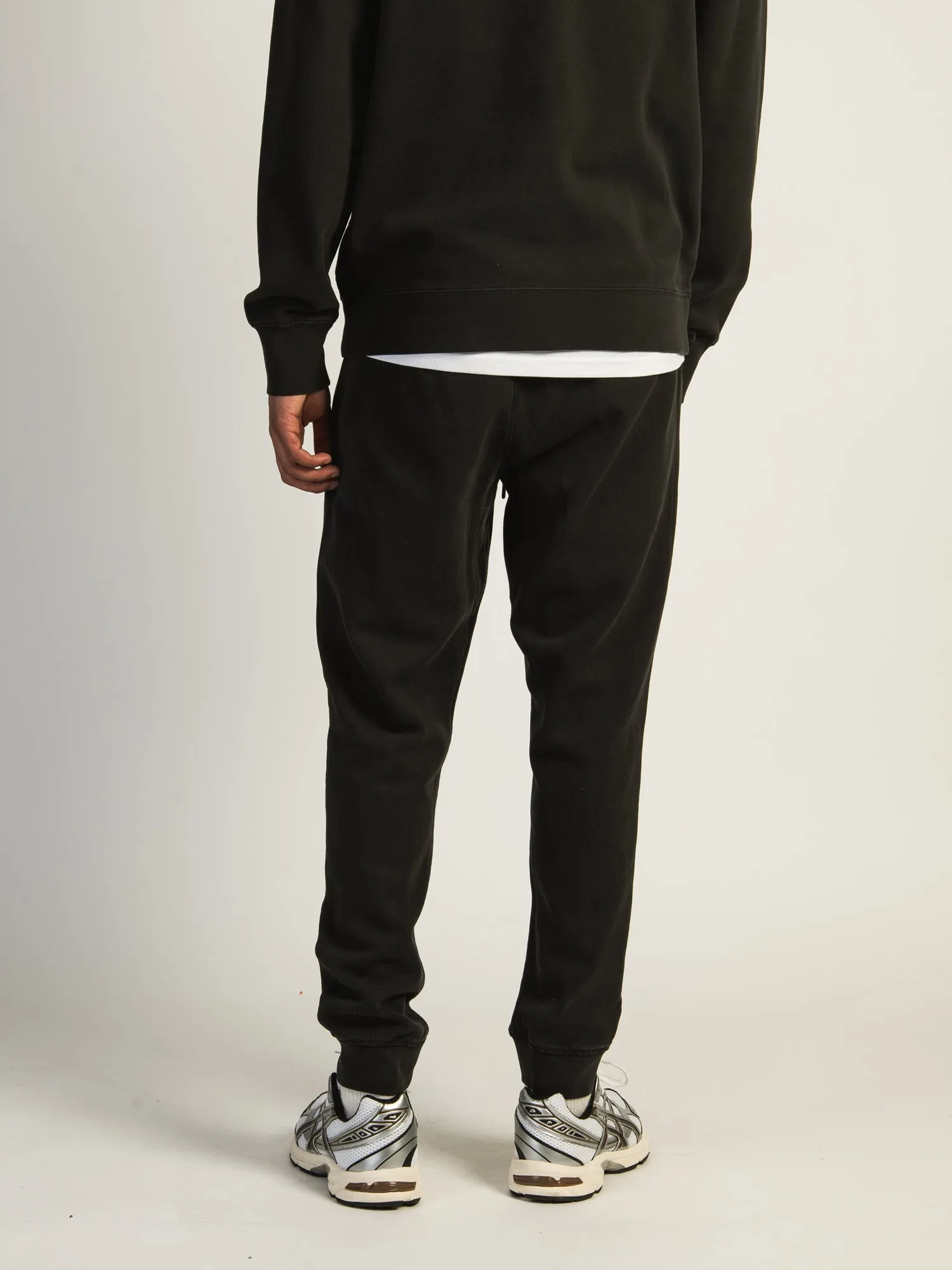 KOLBY PARKER GARMENT DYE SLIM JOGGER - BLACK - CLEARANCE sold by Boathouse product image thumbnail 4