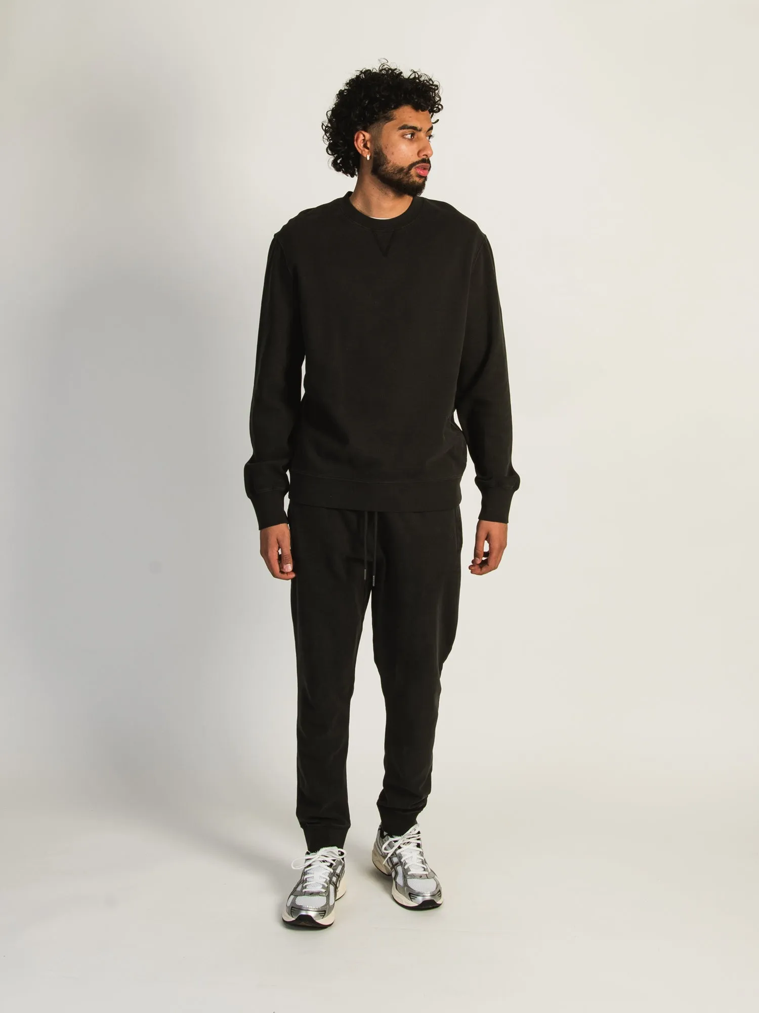 KOLBY PARKER GARMENT DYE SLIM JOGGER - BLACK - CLEARANCE sold by Boathouse product image thumbnail 2