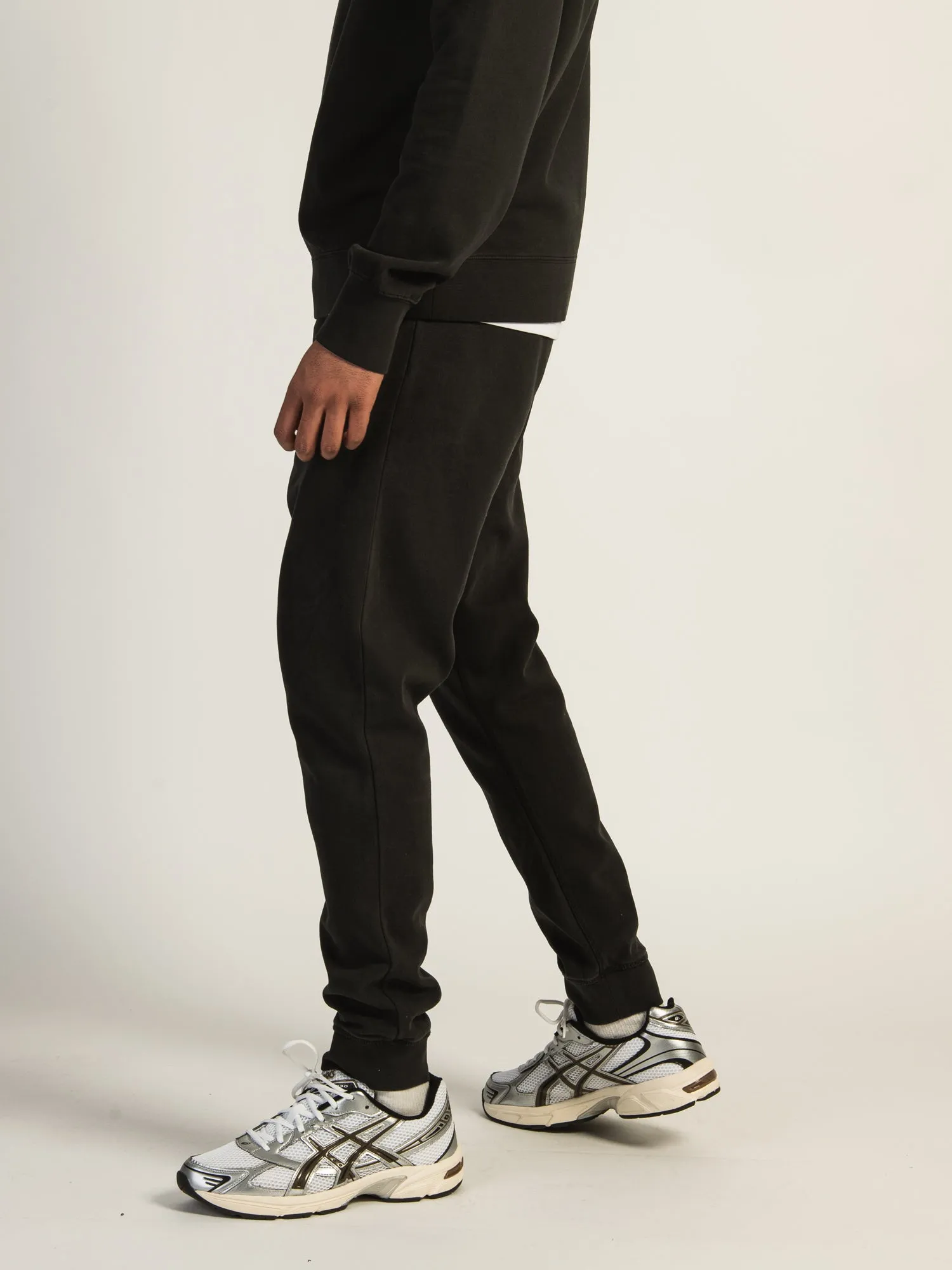 KOLBY PARKER GARMENT DYE SLIM JOGGER - BLACK - CLEARANCE sold by Boathouse product image thumbnail 3