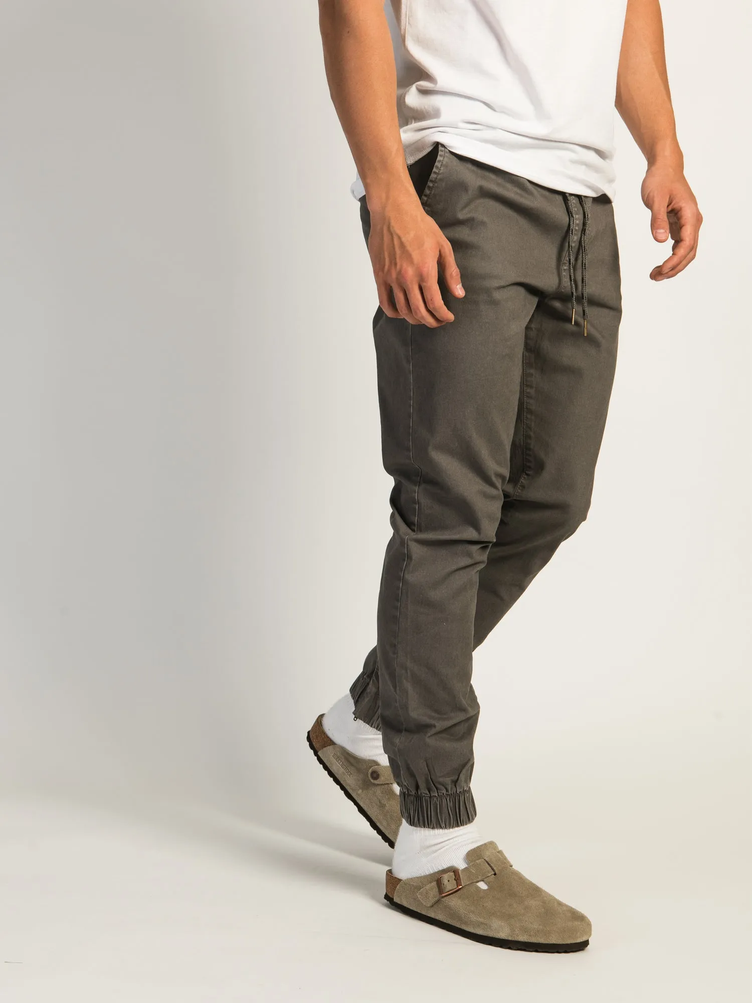 TAINTED CAMDEN JOGGER sold by Boathouse product image thumbnail 3