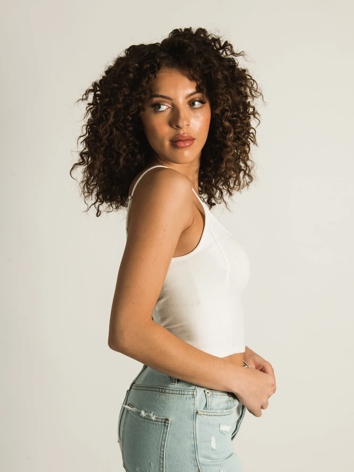 HARLOW SCOOP NECK SOLID CAMI - CLEARANCE sold by Boathouse product image thumbnail 3