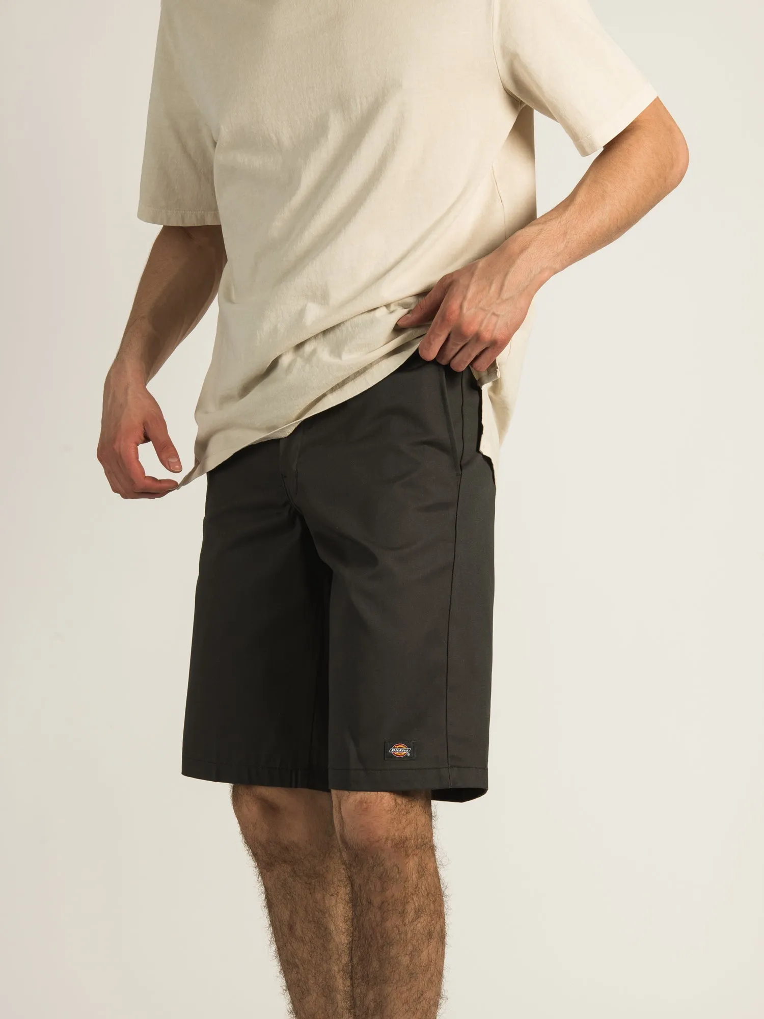 DICKIES 13" MULTI POCKET WORK SHORT sold by Boathouse product image thumbnail 4