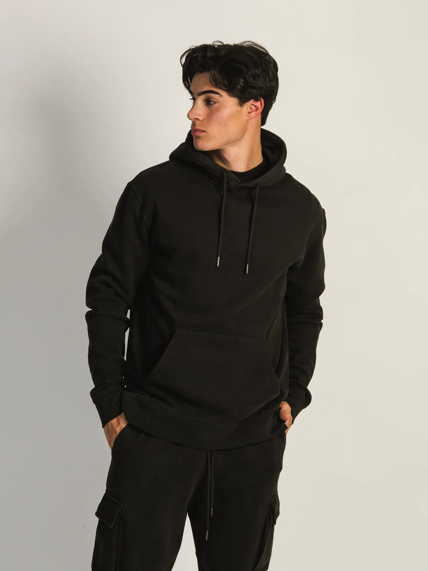 KOLBY PARKER GARMET DYE HOODIE - BLACK sold by Boathouse