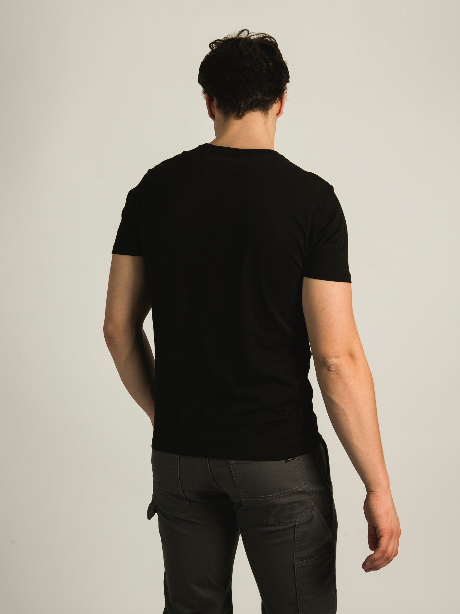 GUESS CHAIN SHORT SLEEVE LOGO T-SHIRT sold by Boathouse product image thumbnail 2