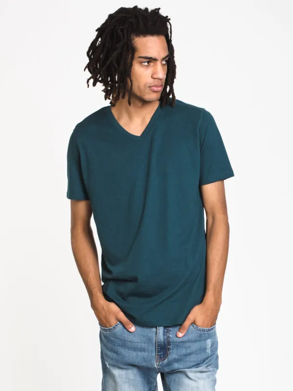 MENS VICTOR V NECK - SEA - CLEARANCE sold by Boathouse