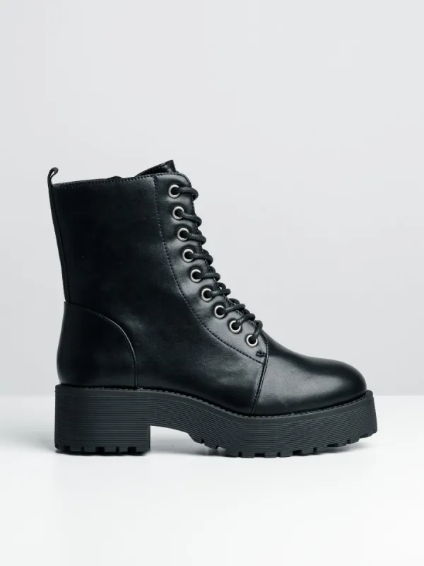 WOMENS PIPER SHORT BOOT - CLEARANCE sold by Boathouse