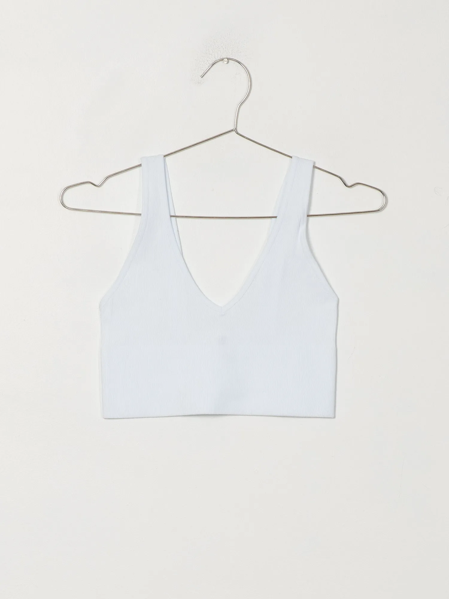 DYNAMIC DEEP V CROP RIBBED BRALETTE - CLEARANCE sold by Boathouse product image thumbnail 4