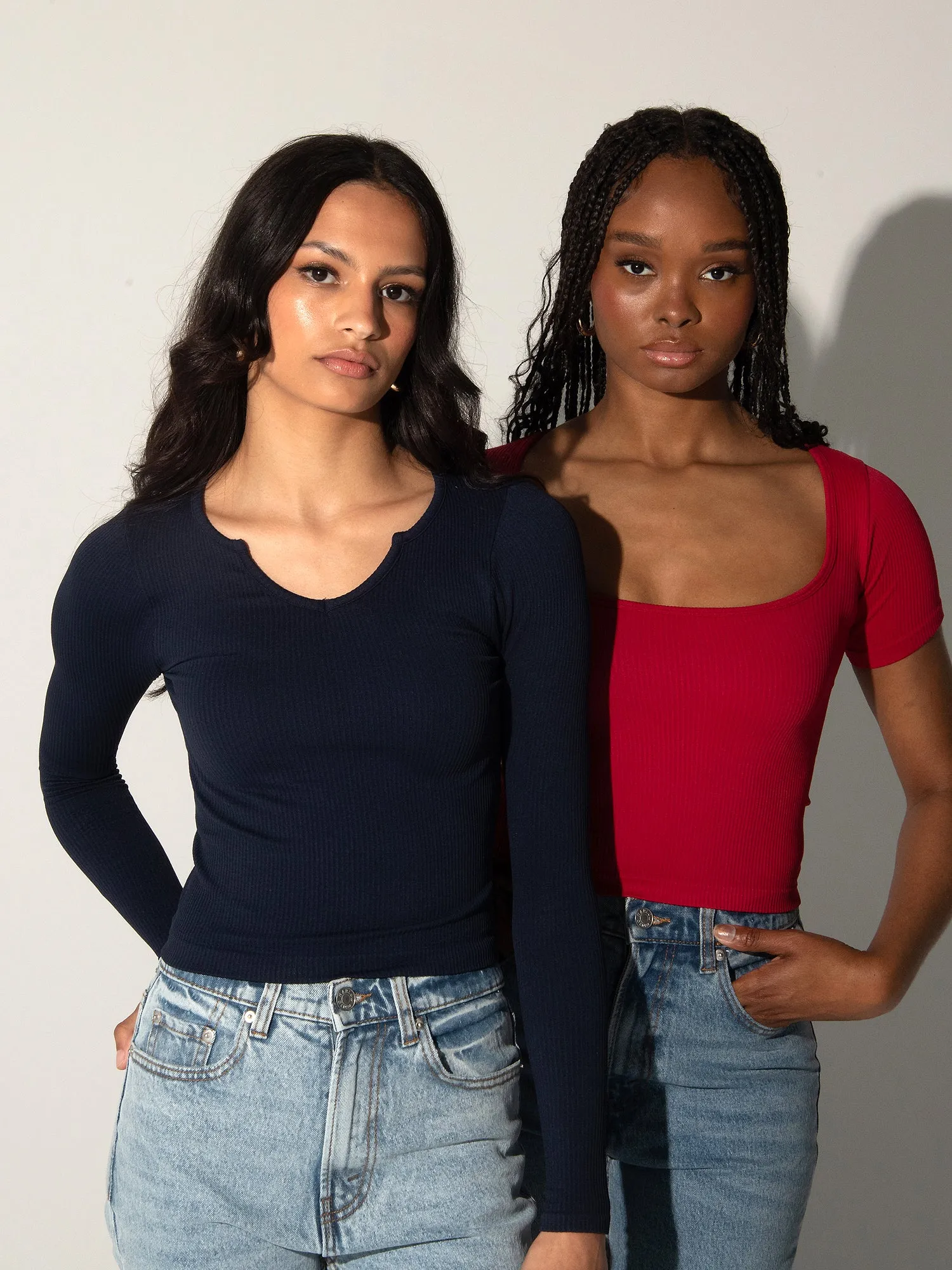 HARLOW SQUARENECK SEAMLESS TEE - RED sold by Boathouse product image thumbnail 4