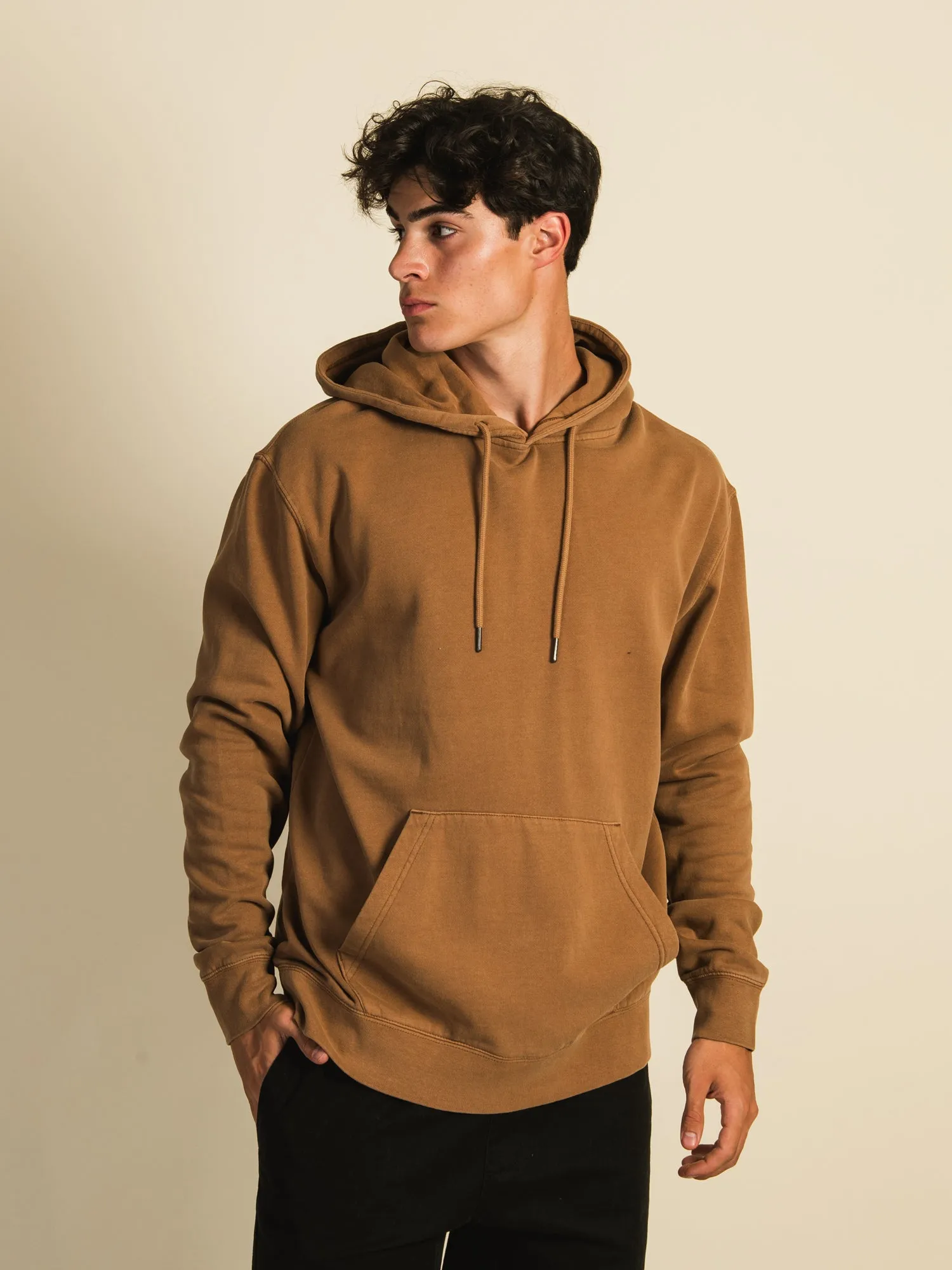 KOLBY PARKER GARMENT DYE HOOD sold by Boathouse