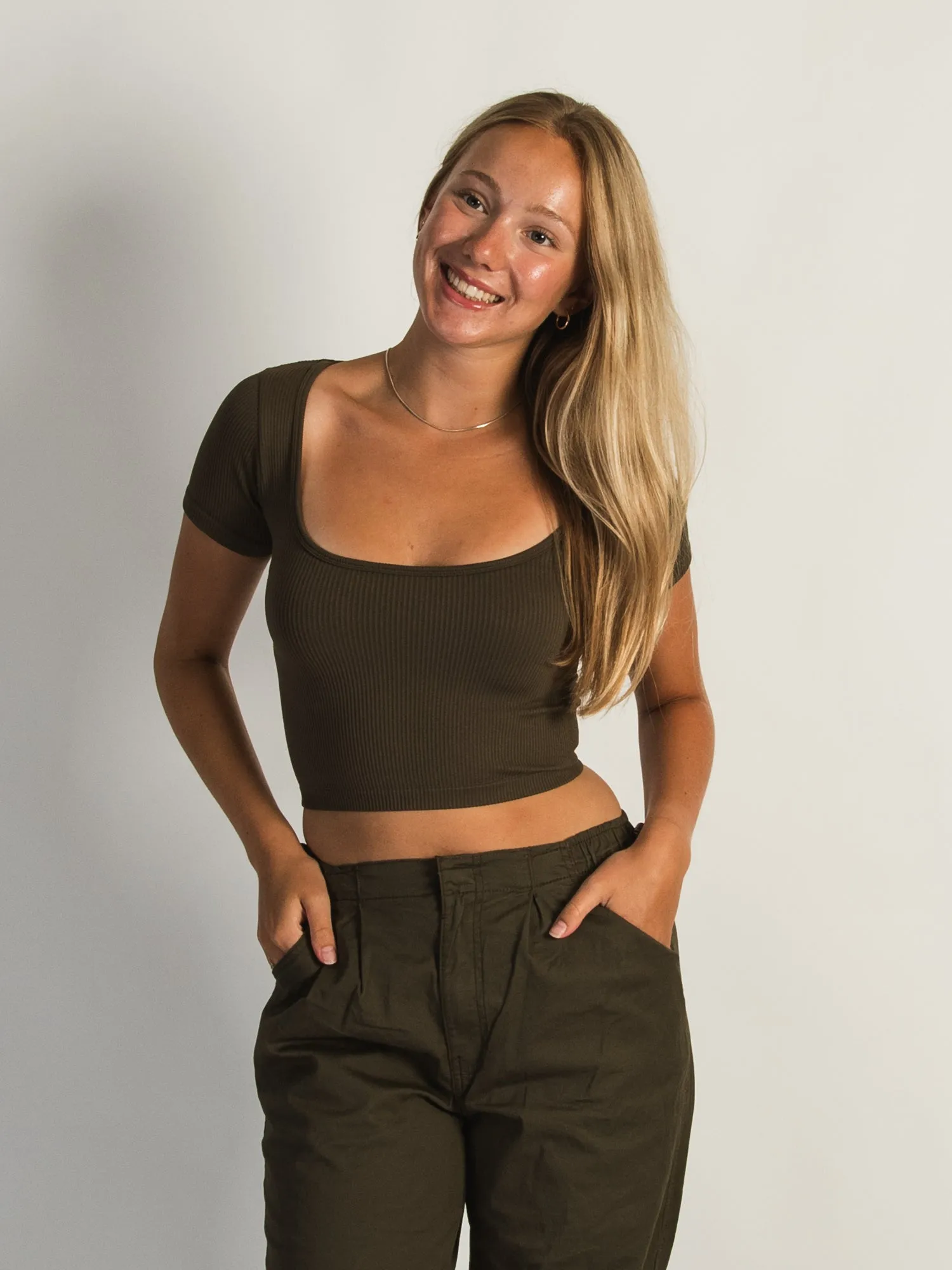 HARLOW SQUARE NECK SEAMLESS T-SHIRT - GREEN - CLEARANCE sold by Boathouse