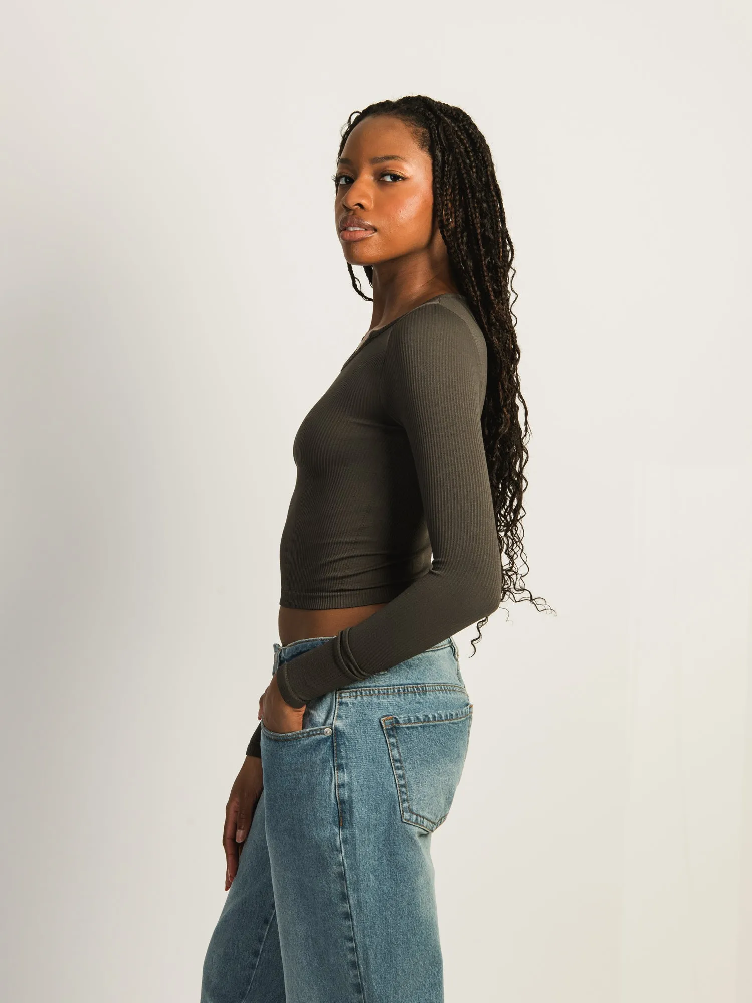 HARLOW HARPER NOTCH LONG SLEEVE - CHARCOAL - CLEARANCE sold by Boathouse product image thumbnail 2