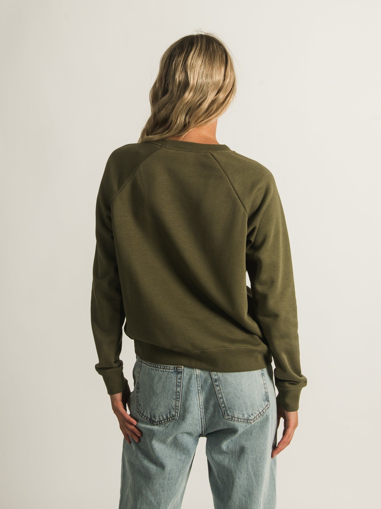NIKE ESSENTIALS FLEECE CREW - CLEARANCE sold by Boathouse product image thumbnail 5