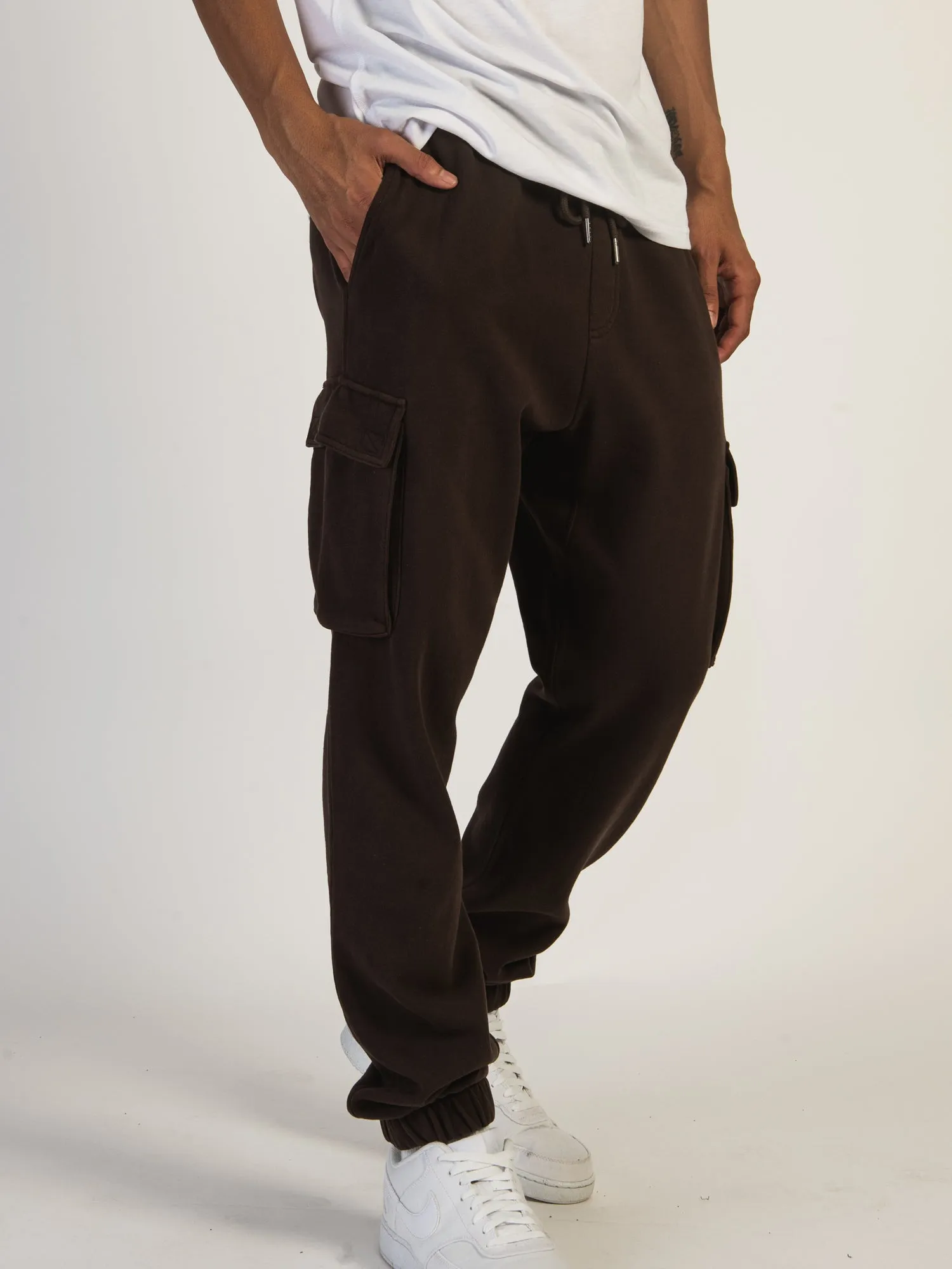 KOLBY GARMENT DYE CARGO JOGGER - CLEARANCE sold by Boathouse product image thumbnail 4