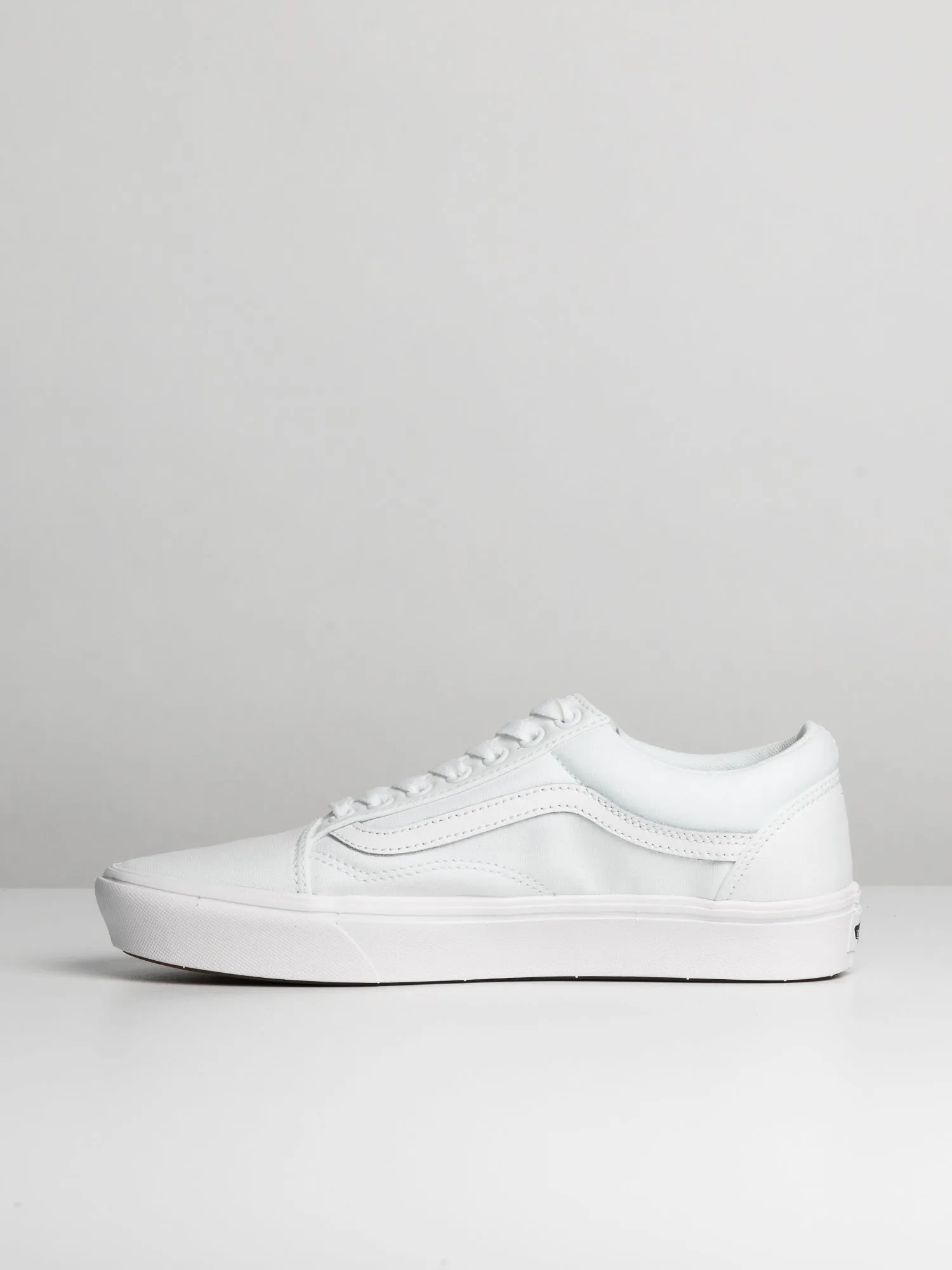 MENS VANS COMFYCUSH OLD SKOOL SNEAKER - CLEARANCE sold by Boathouse product image thumbnail 4