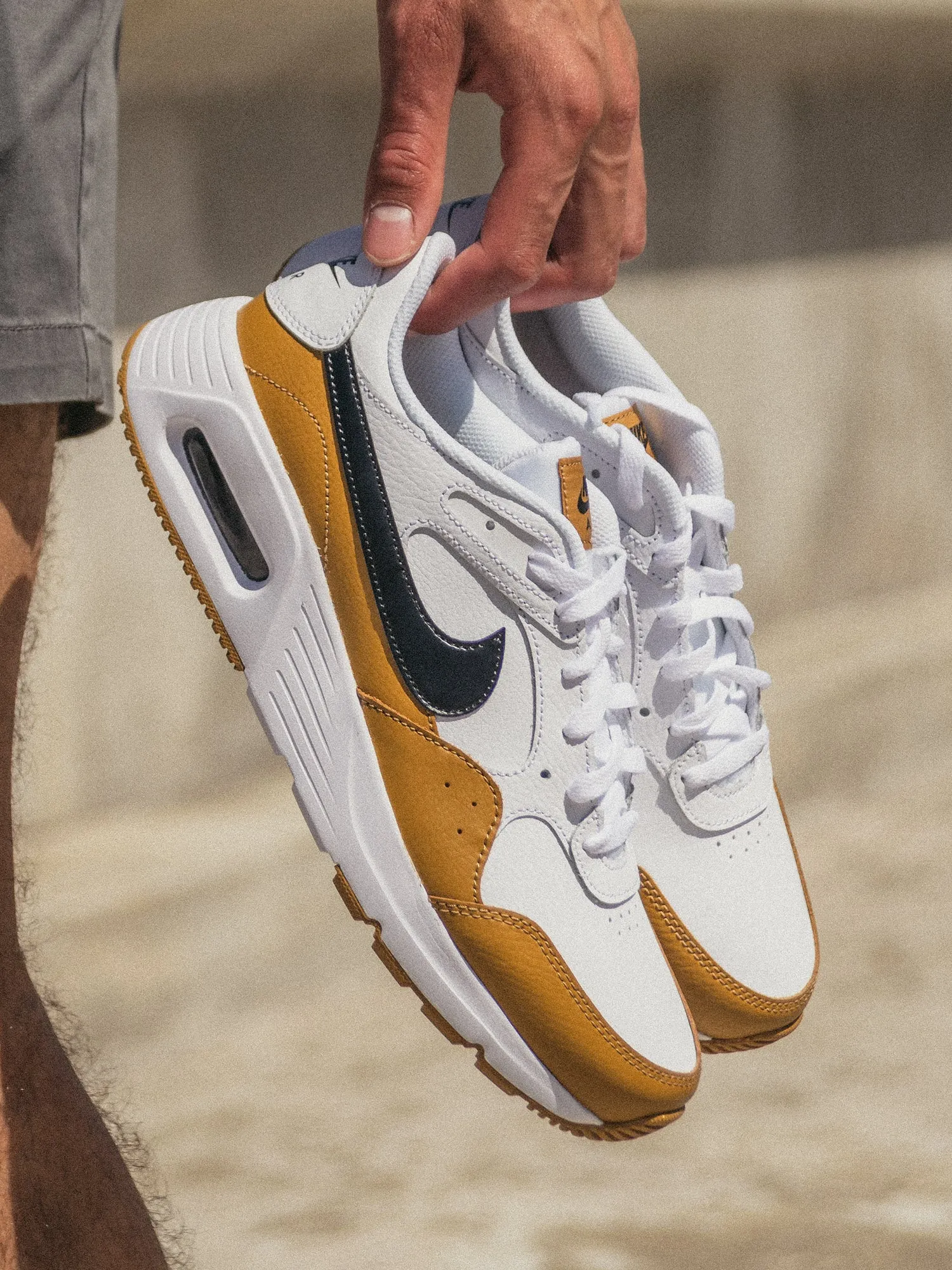 MENS NIKE AIR MAX SC LEATHER SNEAKER - CLEARANCE sold by Boathouse product image thumbnail 4