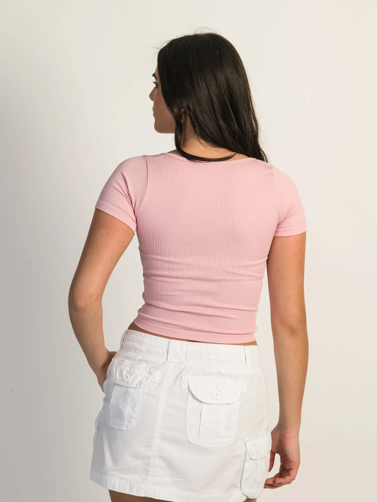 HARLOW SQUARE NECK SEAMLESS TEE - PINK sold by Boathouse product image thumbnail 3