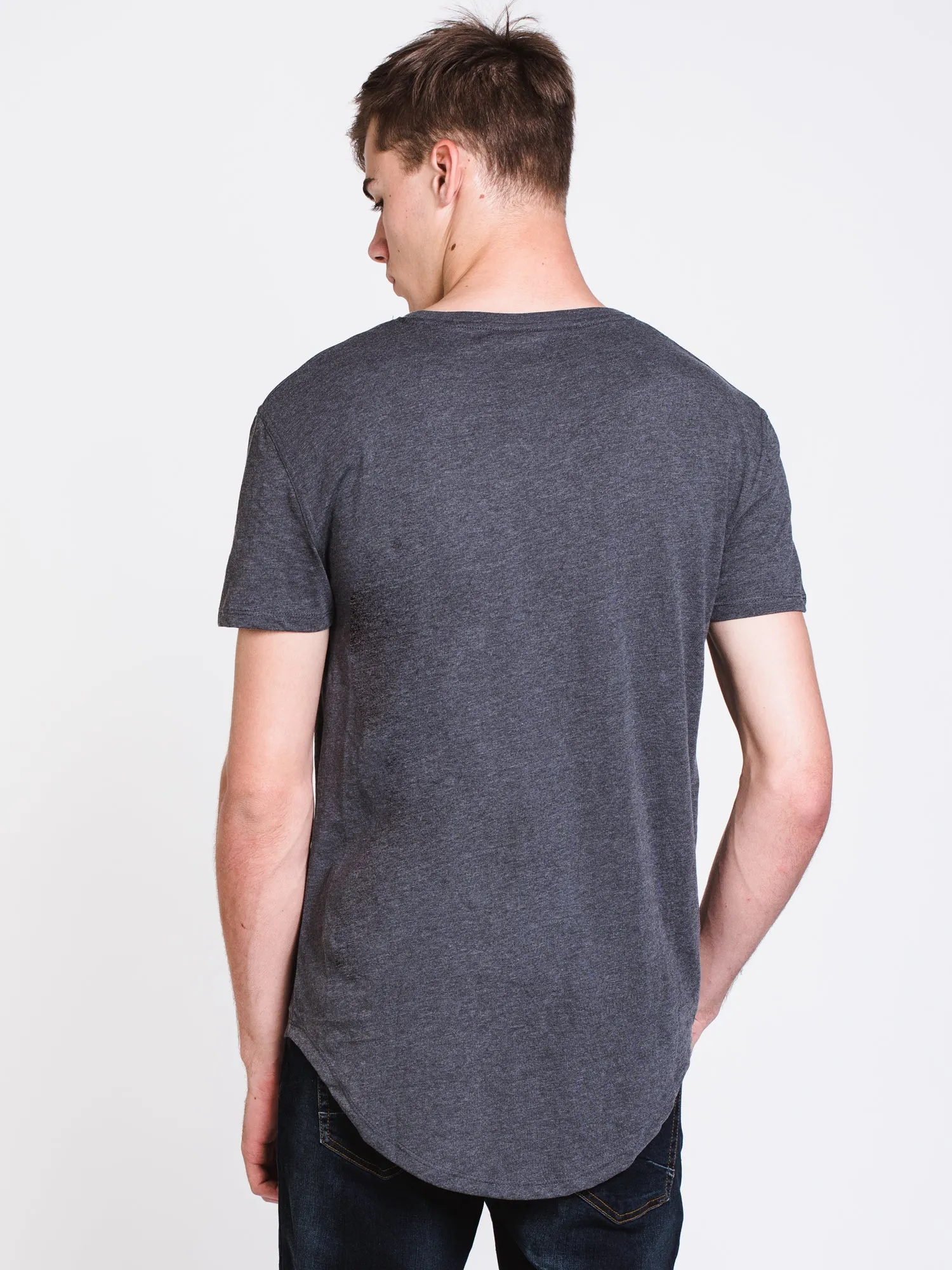 MENS LONGLINET-SHIRT- CHARCOAL - CLEARANCE sold by Boathouse product image thumbnail 2