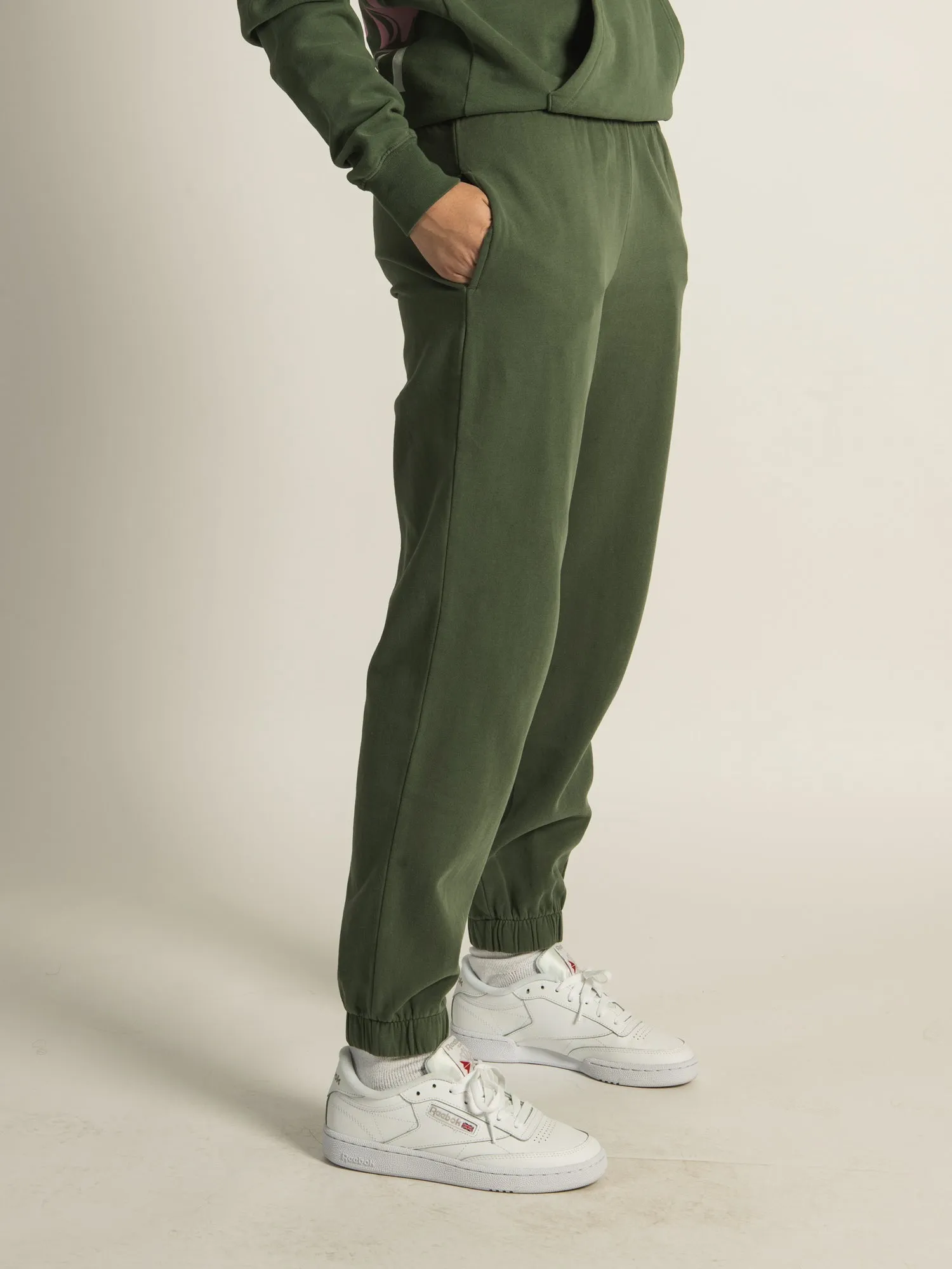 HARLOW JORDANA RELAXED SWEATPANT - CLEARANCE sold by Boathouse product image thumbnail 3