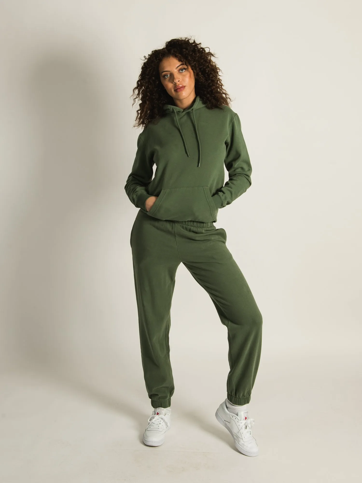 HARLOW JORDANA RELAXED SWEATPANT - CLEARANCE sold by Boathouse product image thumbnail 2