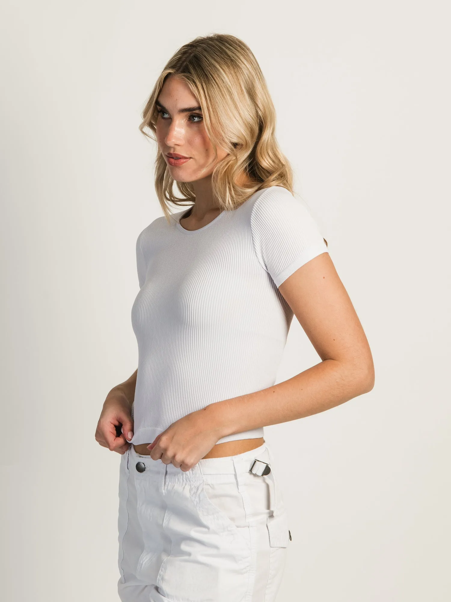 HARLOW RIBBED SEAMLESS TEE - LILAC - CLEARANCE sold by Boathouse product image thumbnail 2