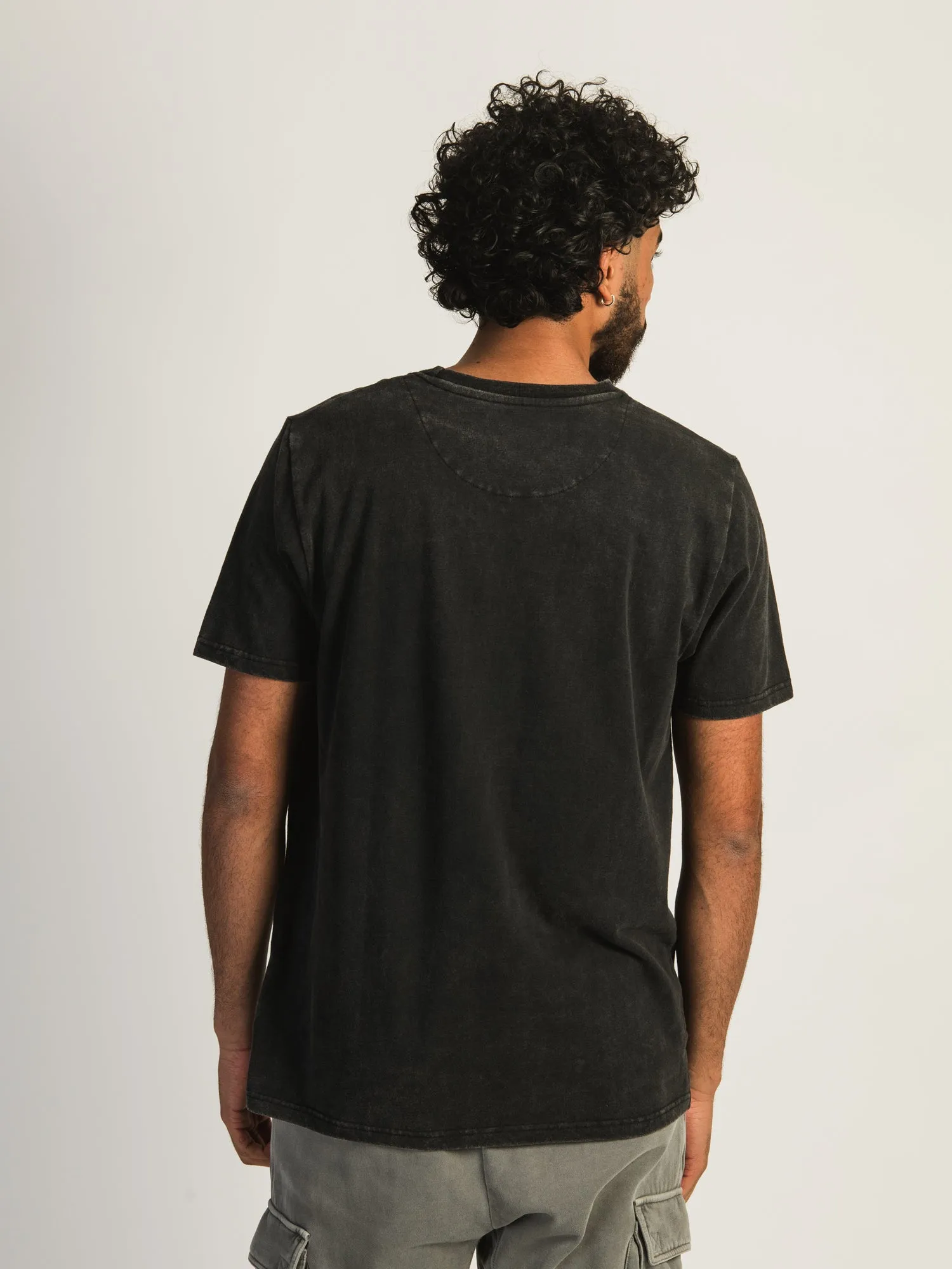 KOLBY ARAMIS SCREEN TEE - LIQUID COURAGE - CLEARANCE sold by Boathouse product image thumbnail 2