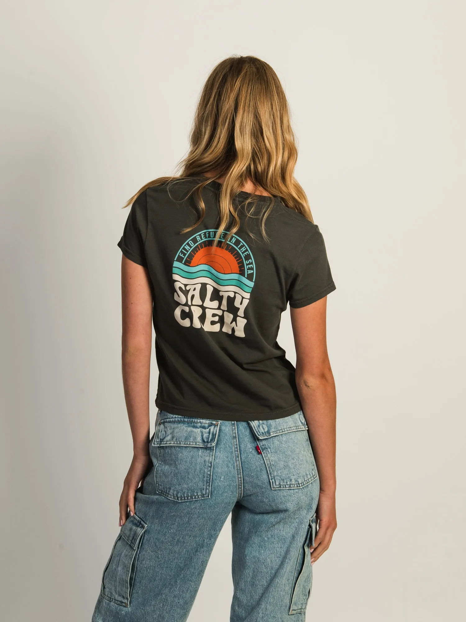 SALTY CREW SUNDOWN MODERN T-SHIRT sold by Boathouse product image thumbnail 2