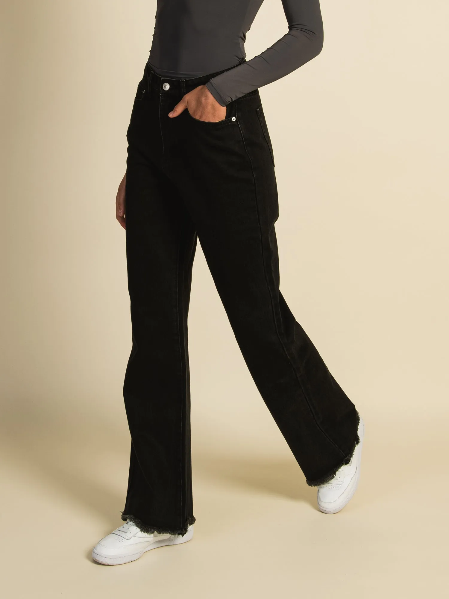 PRINCESS POLLY CAREY DENIM JEANS sold by Boathouse product image thumbnail 3