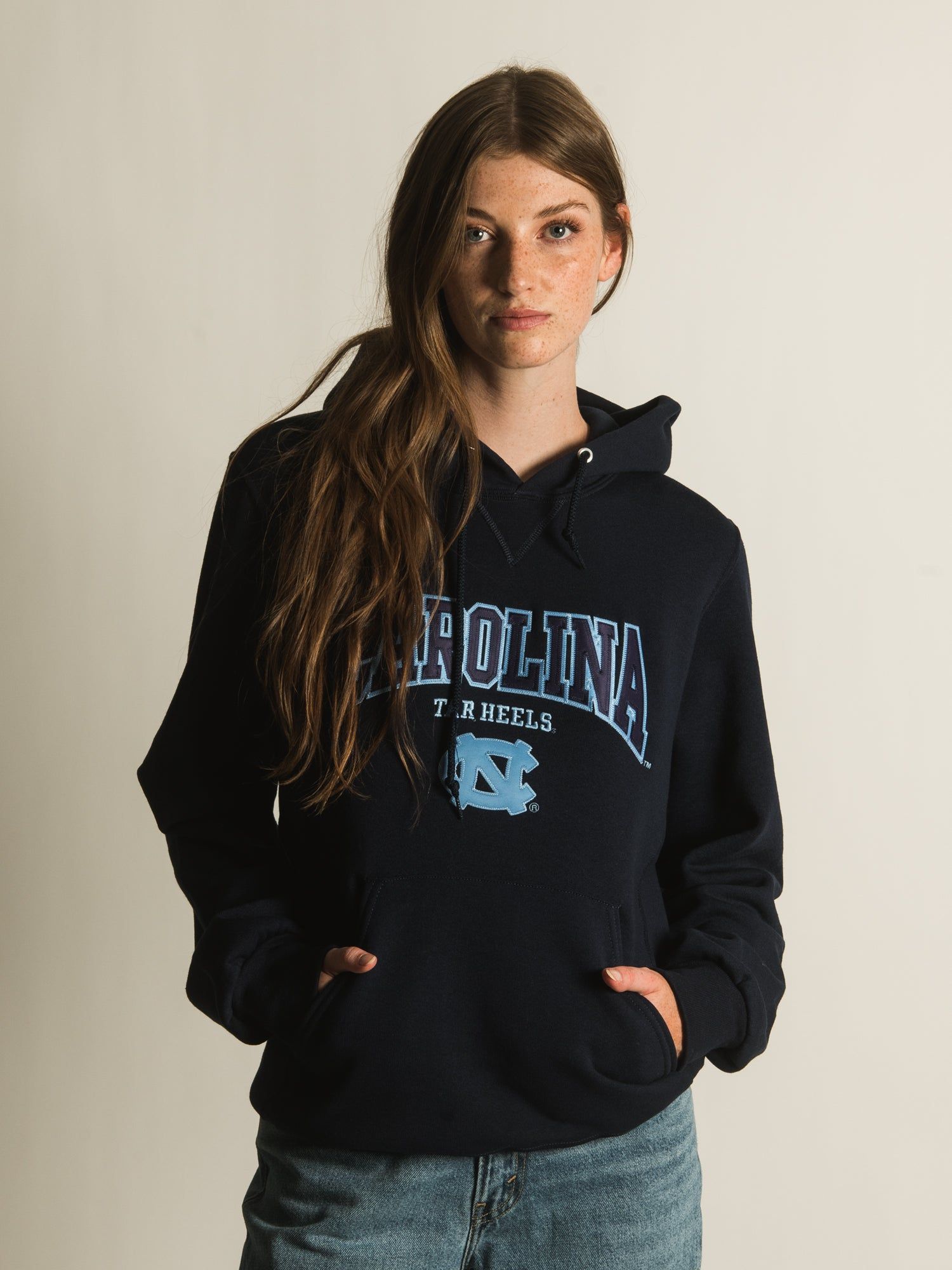 RUSSELL CAROLINA PULLOVER HOODIE sold by Boathouse product image thumbnail 2