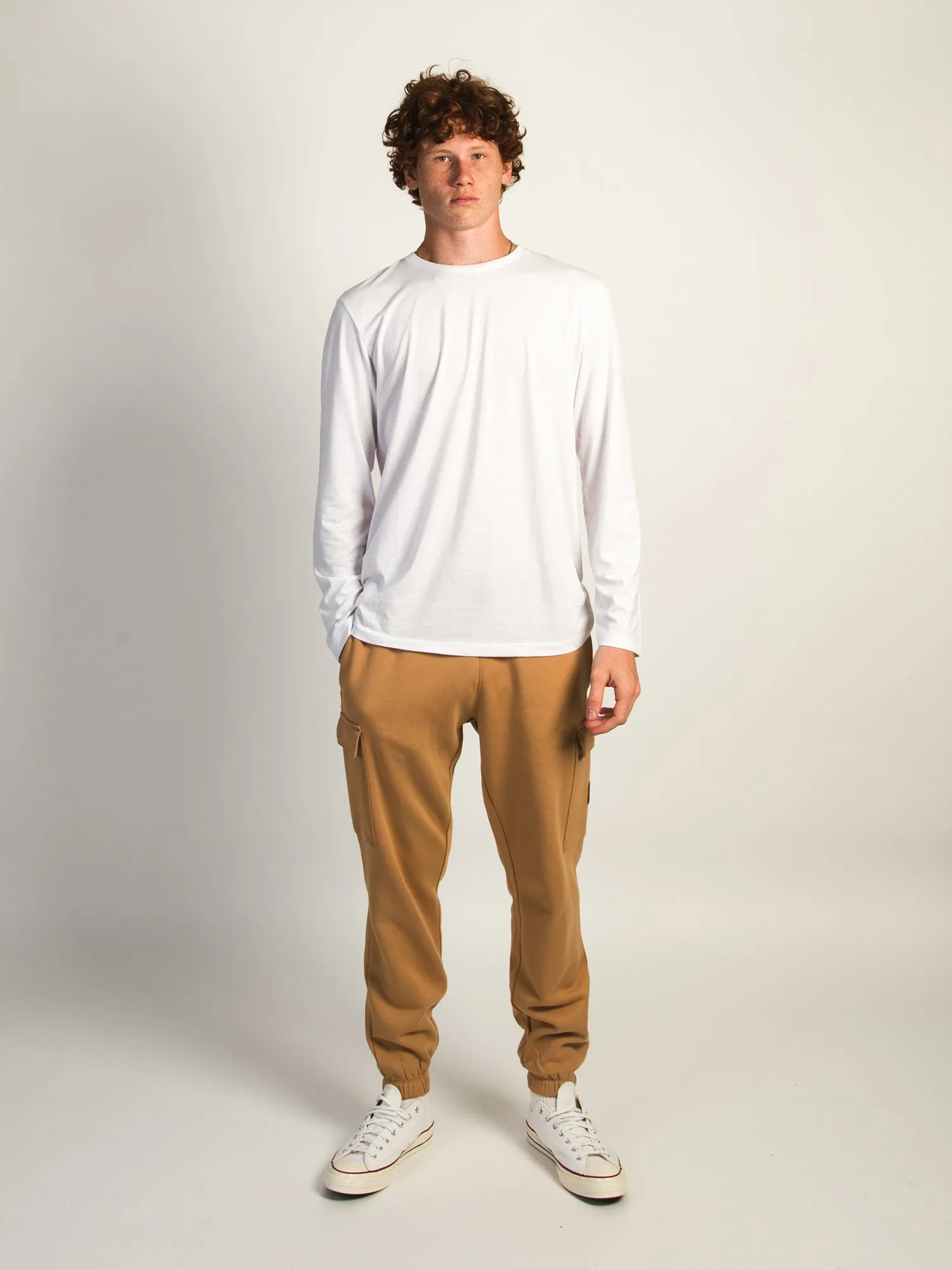 TIMBERLAND WOVEN BADGE CARGO SWEATPANTS sold by Boathouse product image thumbnail 2