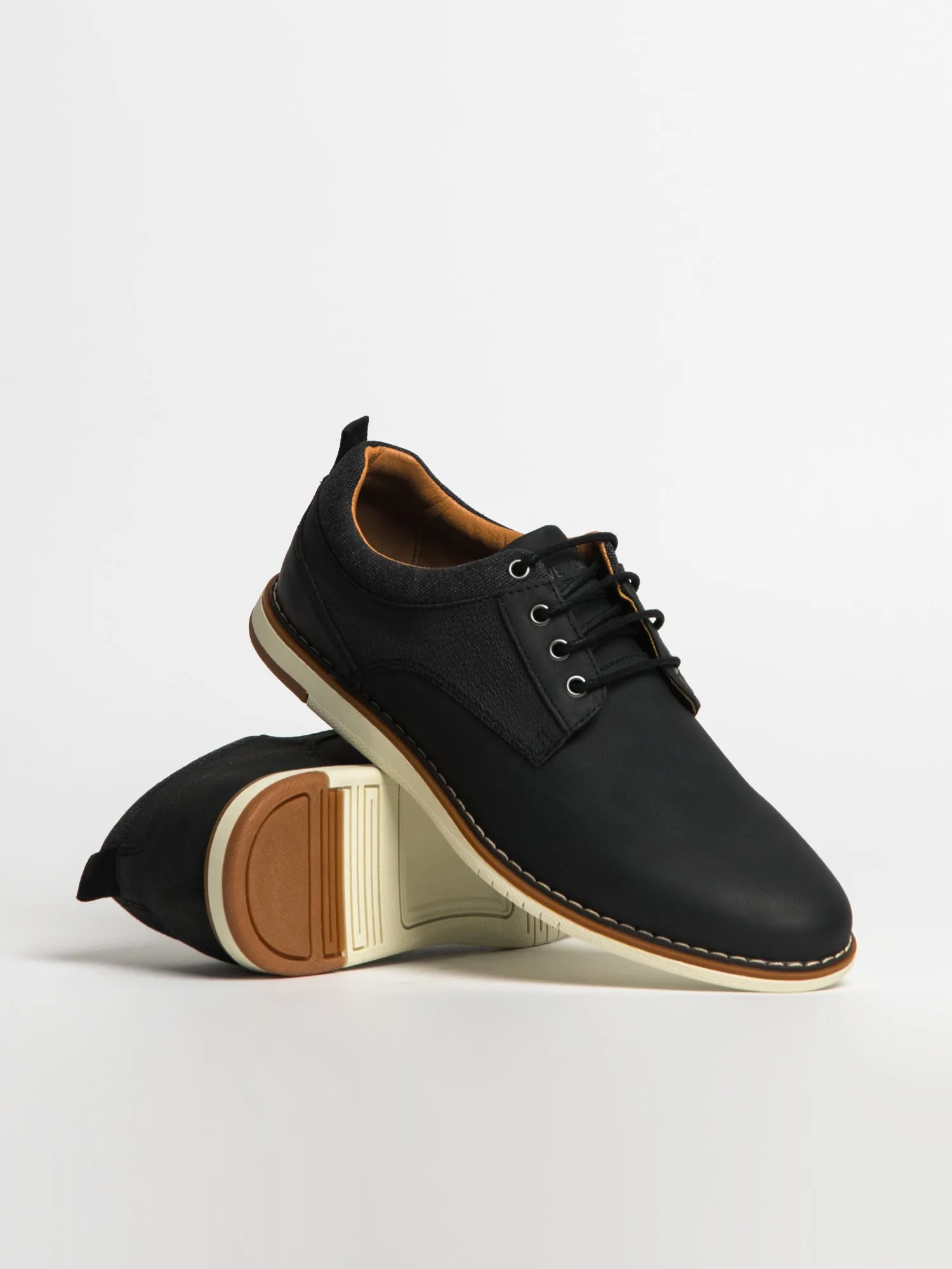 MENS STEVE MADDEN JAXSON - CLEARANCE sold by Boathouse product image thumbnail 2