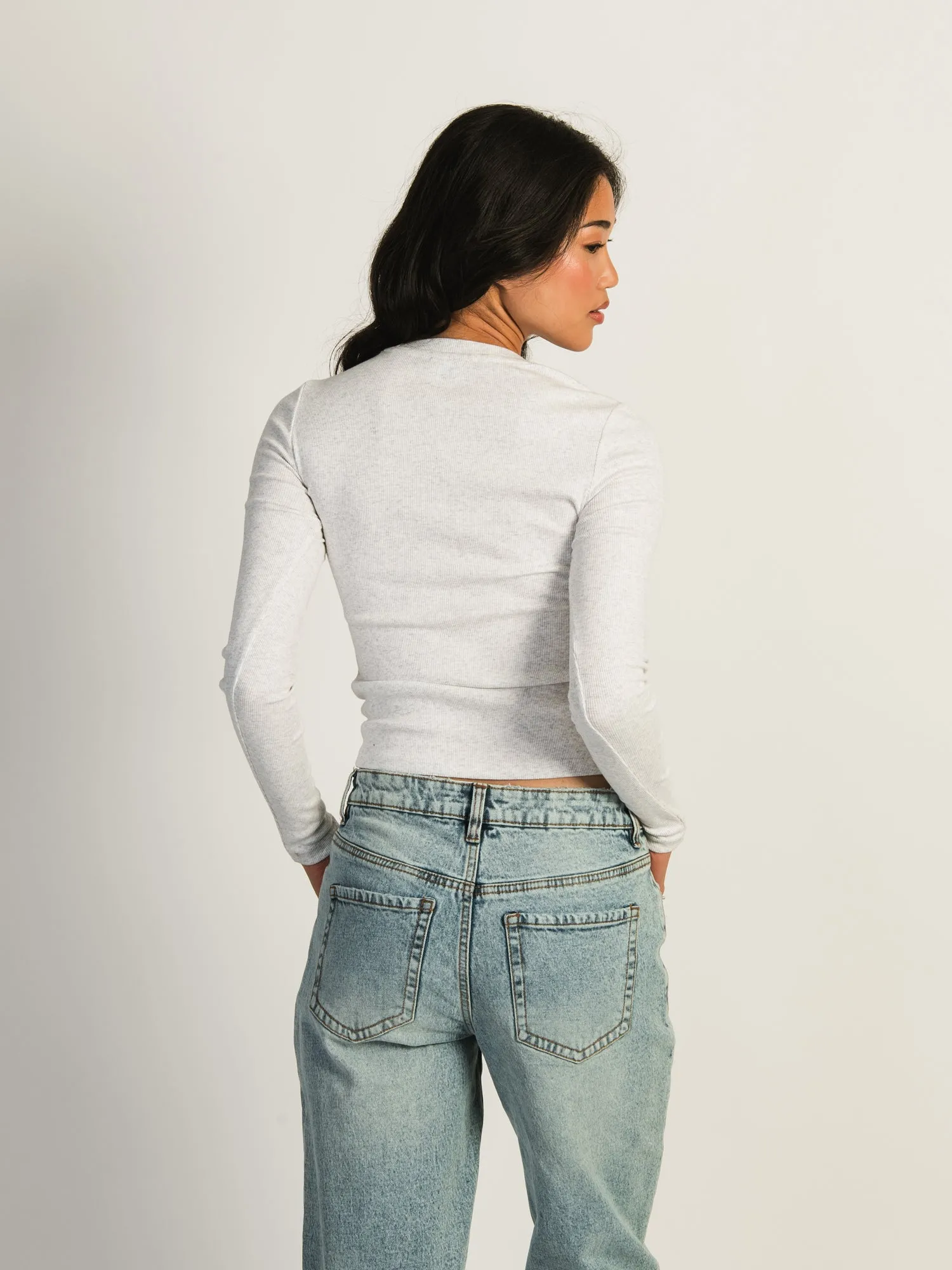 HARLOW ESSENTIAL LONG SLEEVE MELANGE CREWNECK - CLOUD sold by Boathouse product image thumbnail 4