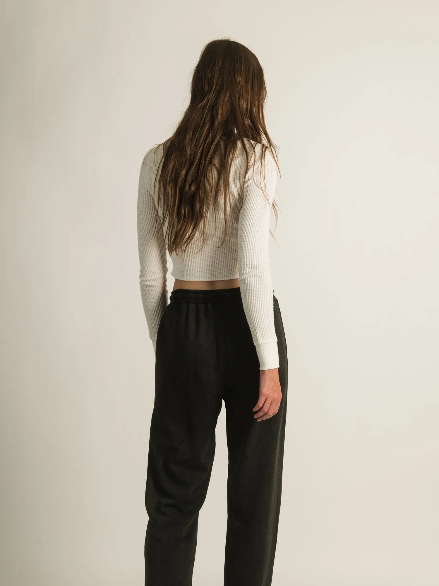 VOLCOM TRULY STOKED PANTS - CLEARANCE sold by Boathouse product image thumbnail 4