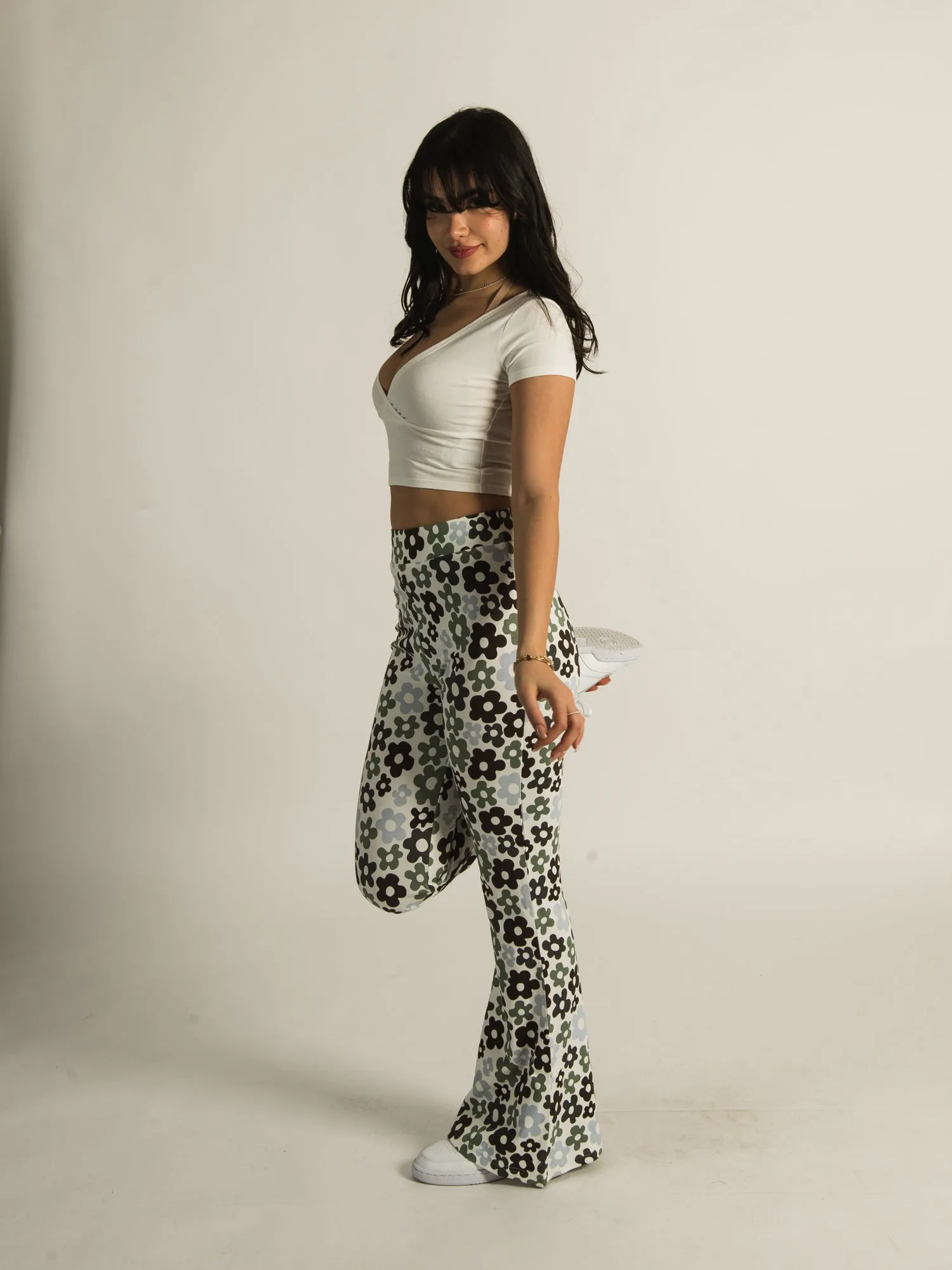 HARLOW HIGHRISE PRINT FLARE PANT - CLEARANCE sold by Boathouse product image thumbnail 2