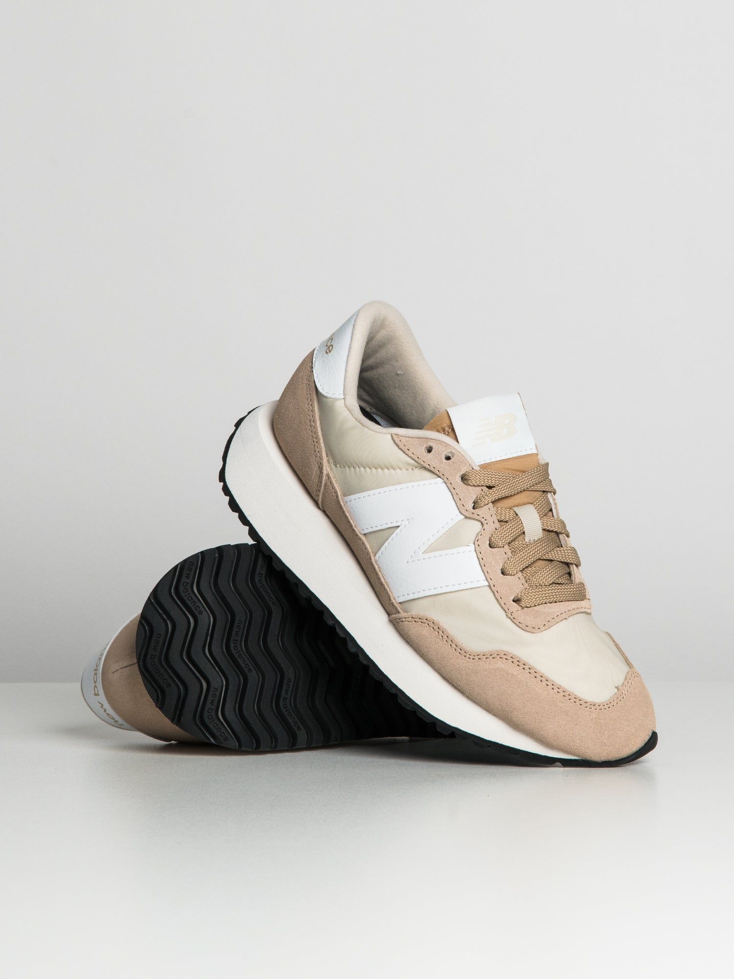 WOMENS NEW BALANCE WOMENS 237 - CLEARANCE sold by Boathouse product image thumbnail 2