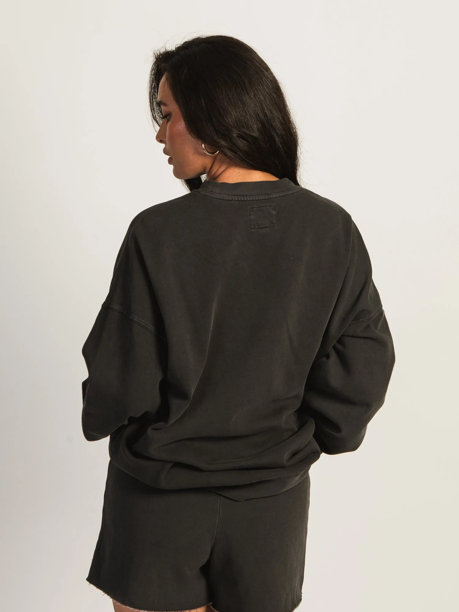 HARLOW MICHELLE PRINT CREWNECK - NANTUCKET ISLAND sold by Boathouse product image thumbnail 4