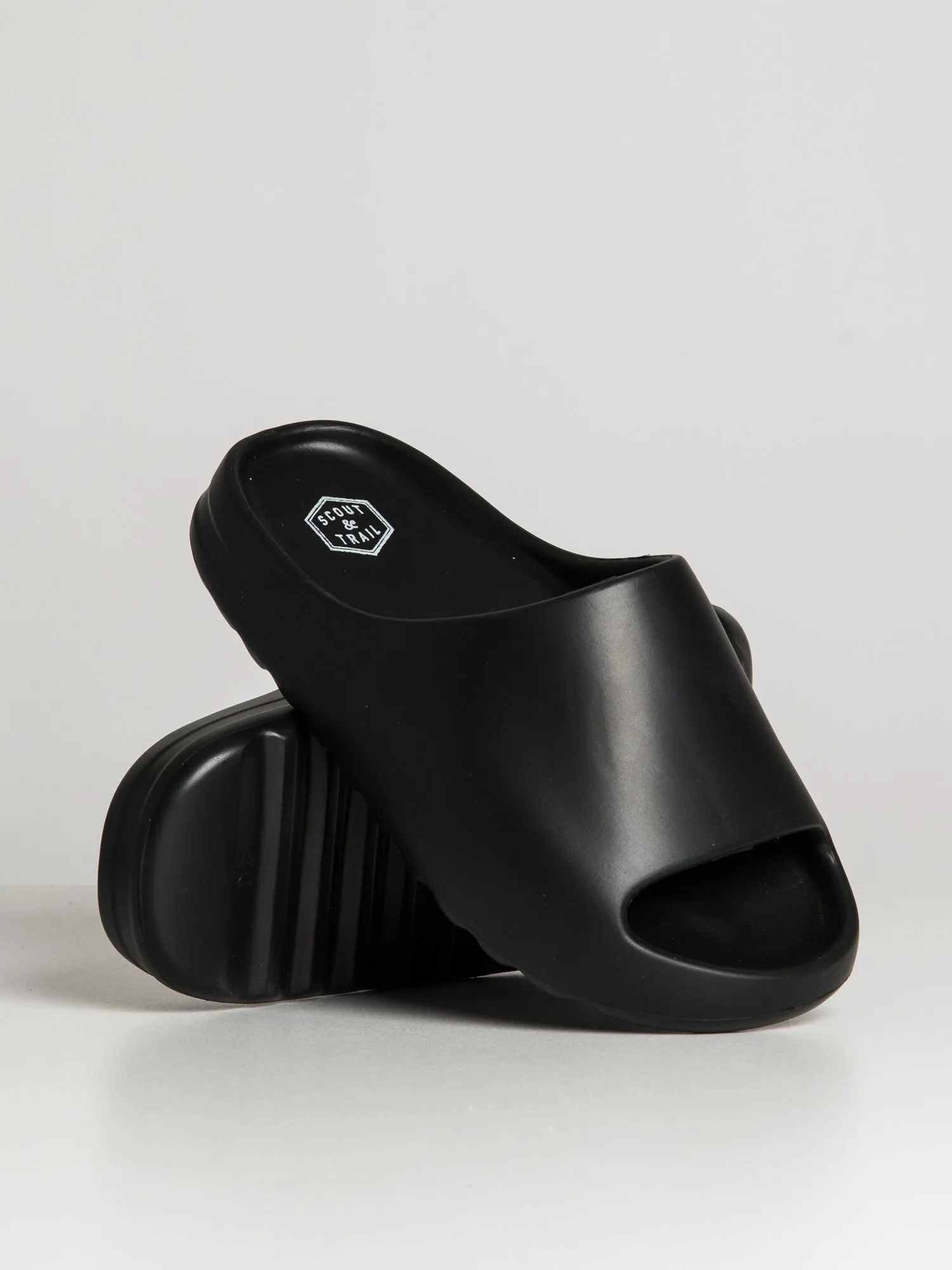 WOMENS SCOUT & TRAIL SQUISHYY - CLEARANCE sold by Boathouse product image thumbnail 2