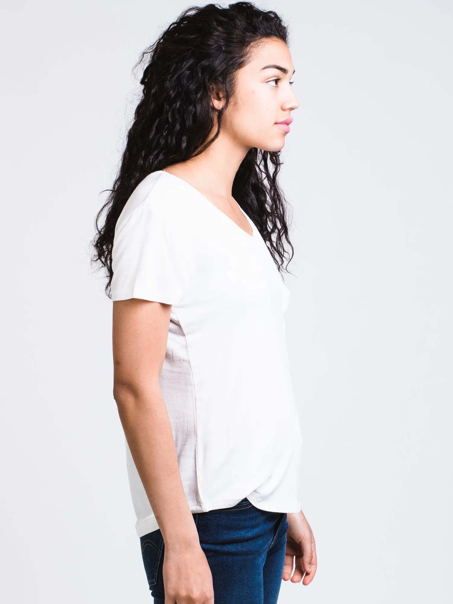 WOMENS LEANNE SOLID TEE - WHITE - CLEARANCE sold by Boathouse product image thumbnail 3