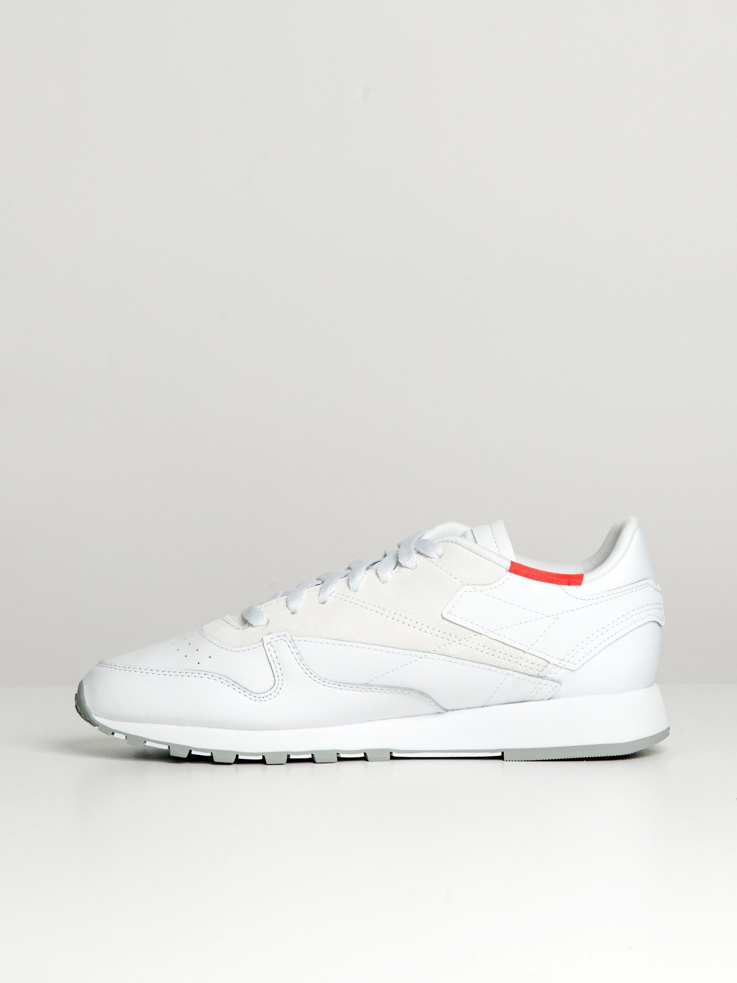 MENS REEBOK CLASSIC LEATHER SNEAKERS - CLEARANCE sold by Boathouse product image thumbnail 4