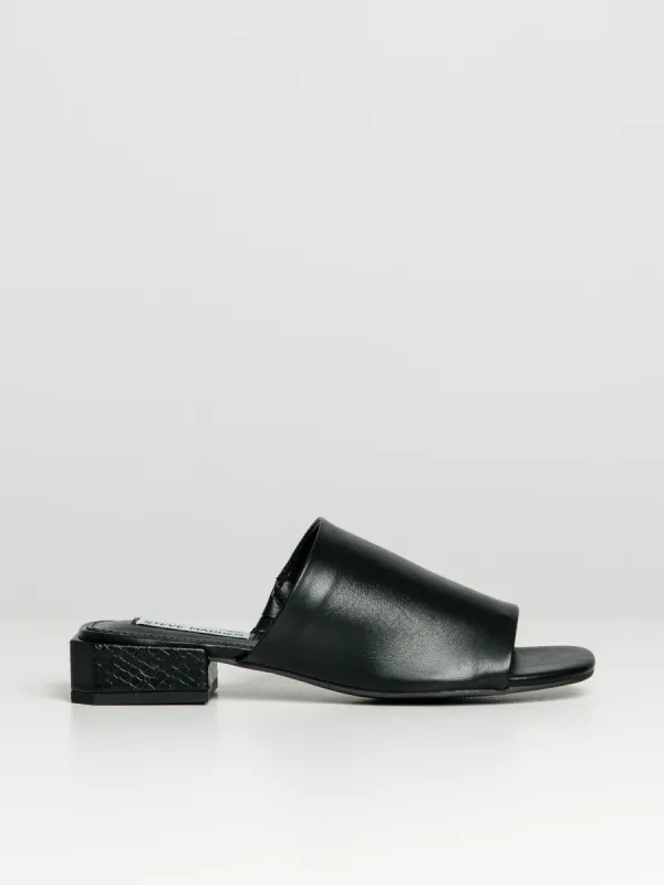WOMENS STEVE MADDEN ANDERS sold by Boathouse