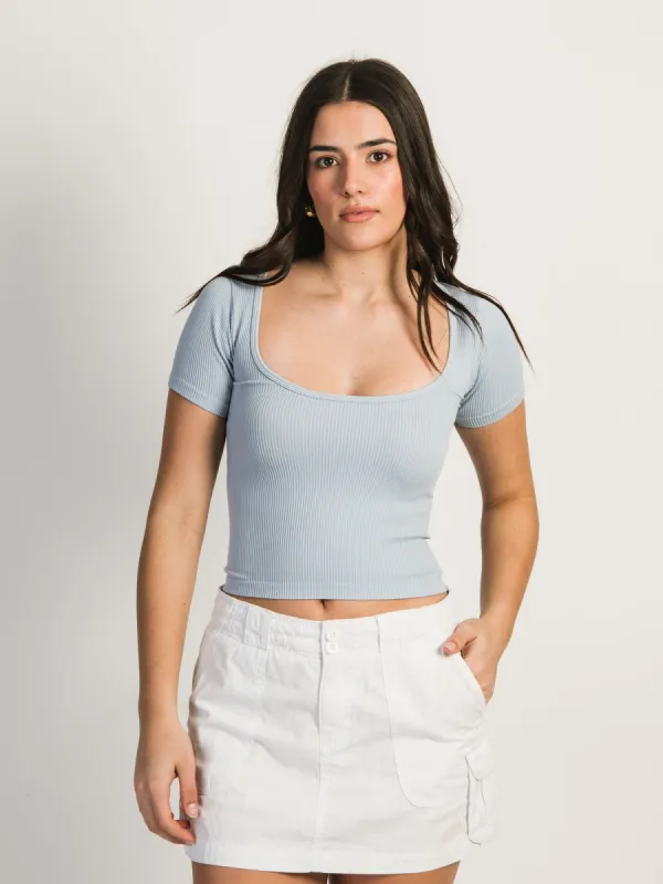 HARLOW SQUARE NECK SEAMLESS TEE - BABY BLUE - CLEARANCE sold by Boathouse